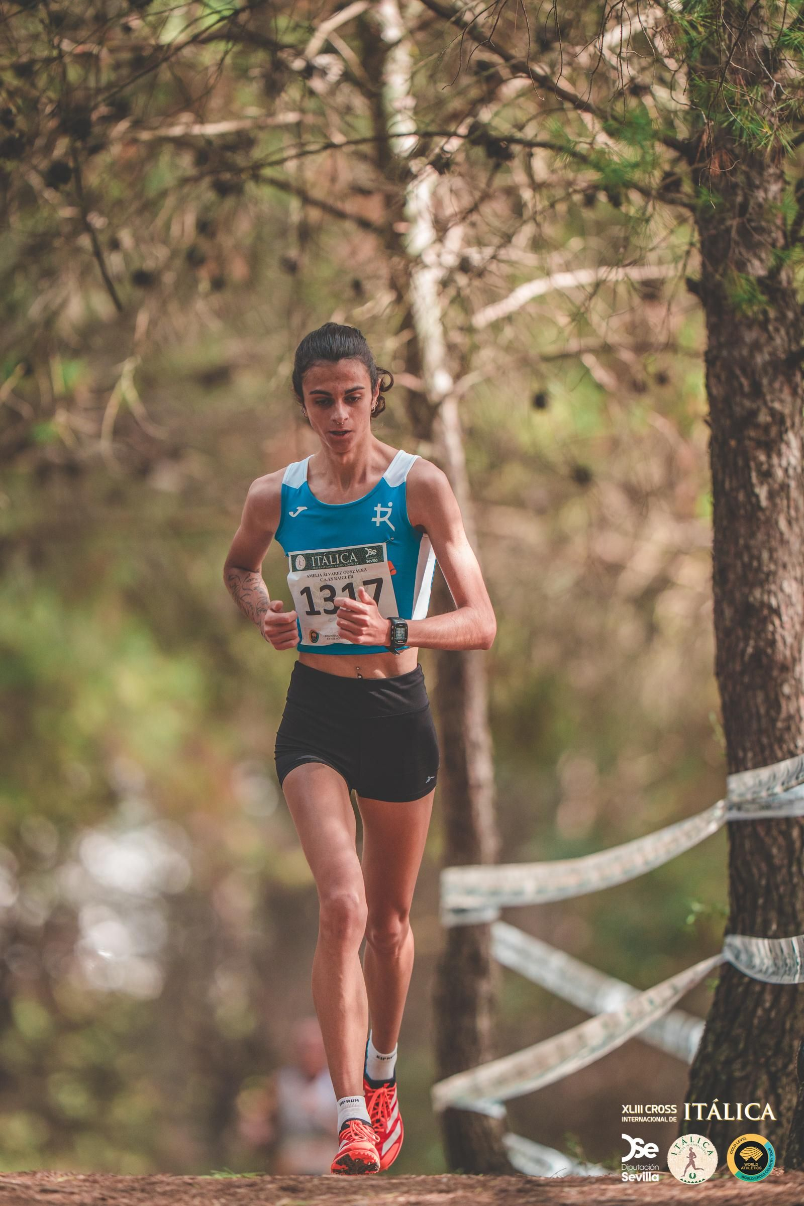 Búscate en las fotos del Cross de Itálica 2025 | 1