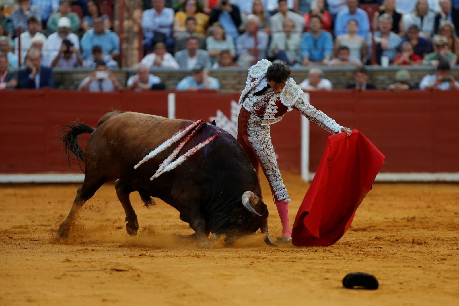 Las mejores fotos de la corrida de Morante, Ortega y Roca Rey en la Feria Taurina de Córdoba
