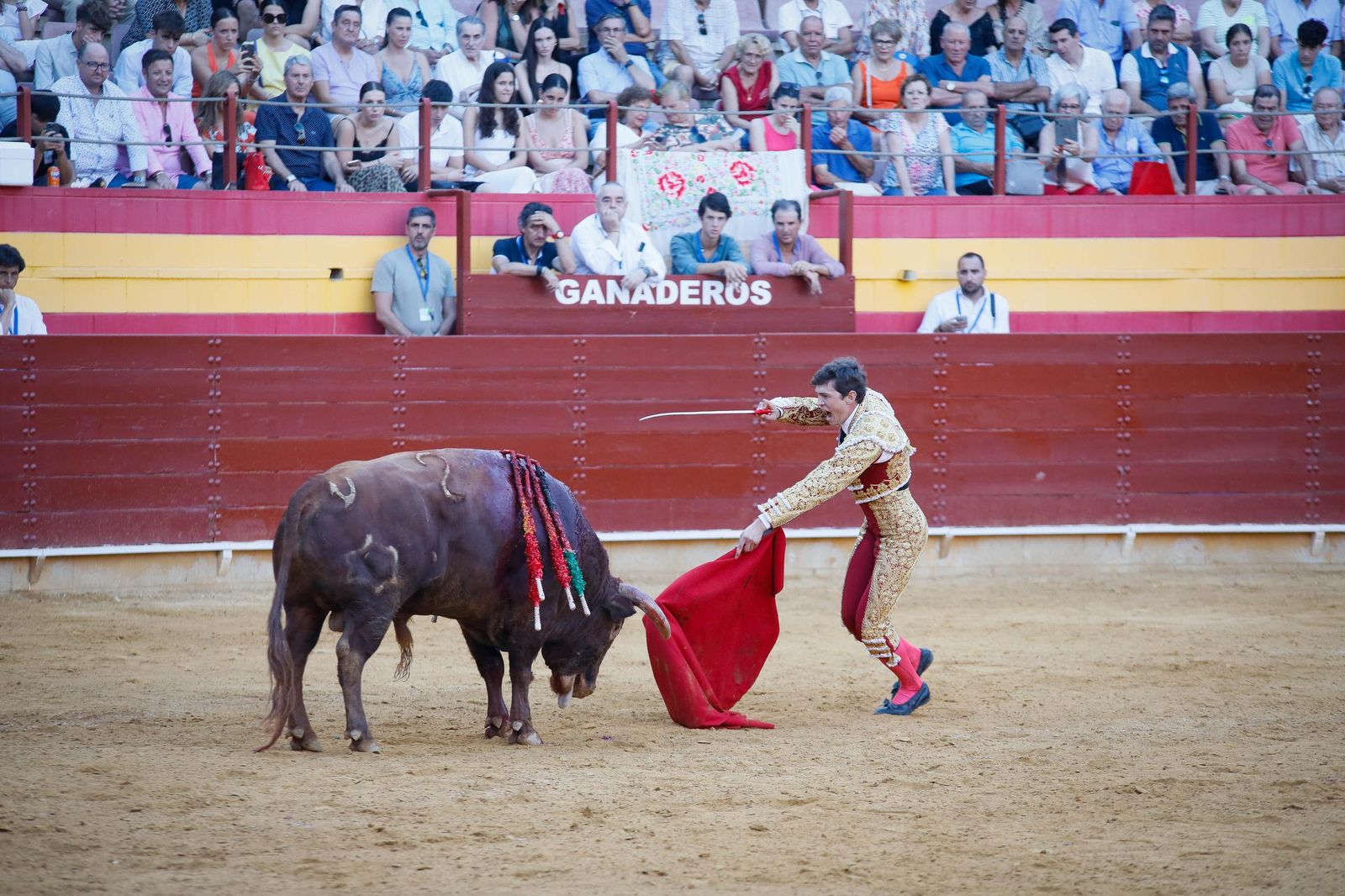 Corrida de toros en Roquetas, en imágenes
