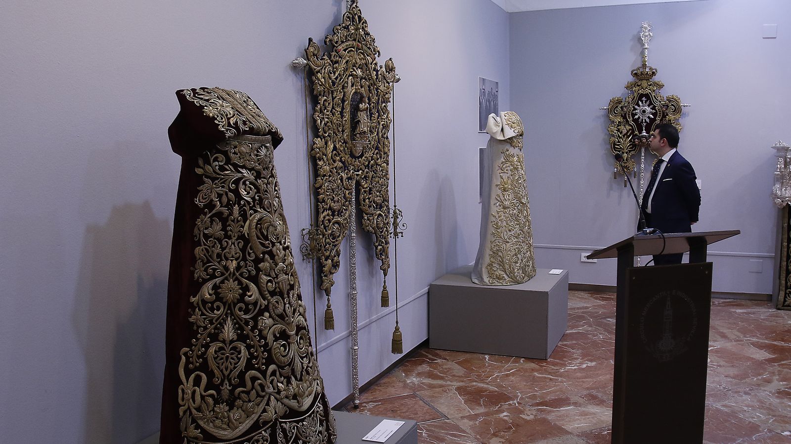 Algunas de las piezas expuestas en la exposición dedicada a Antonio Garduño.