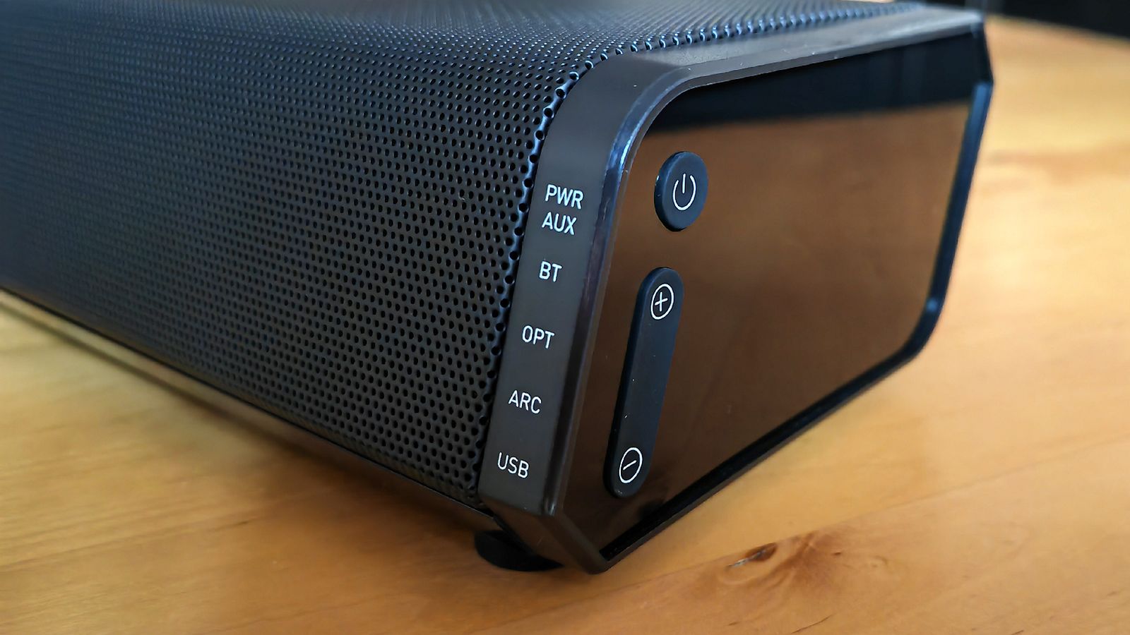 Barra de sonido Grundig con subwoofer integrado GSB 910 S