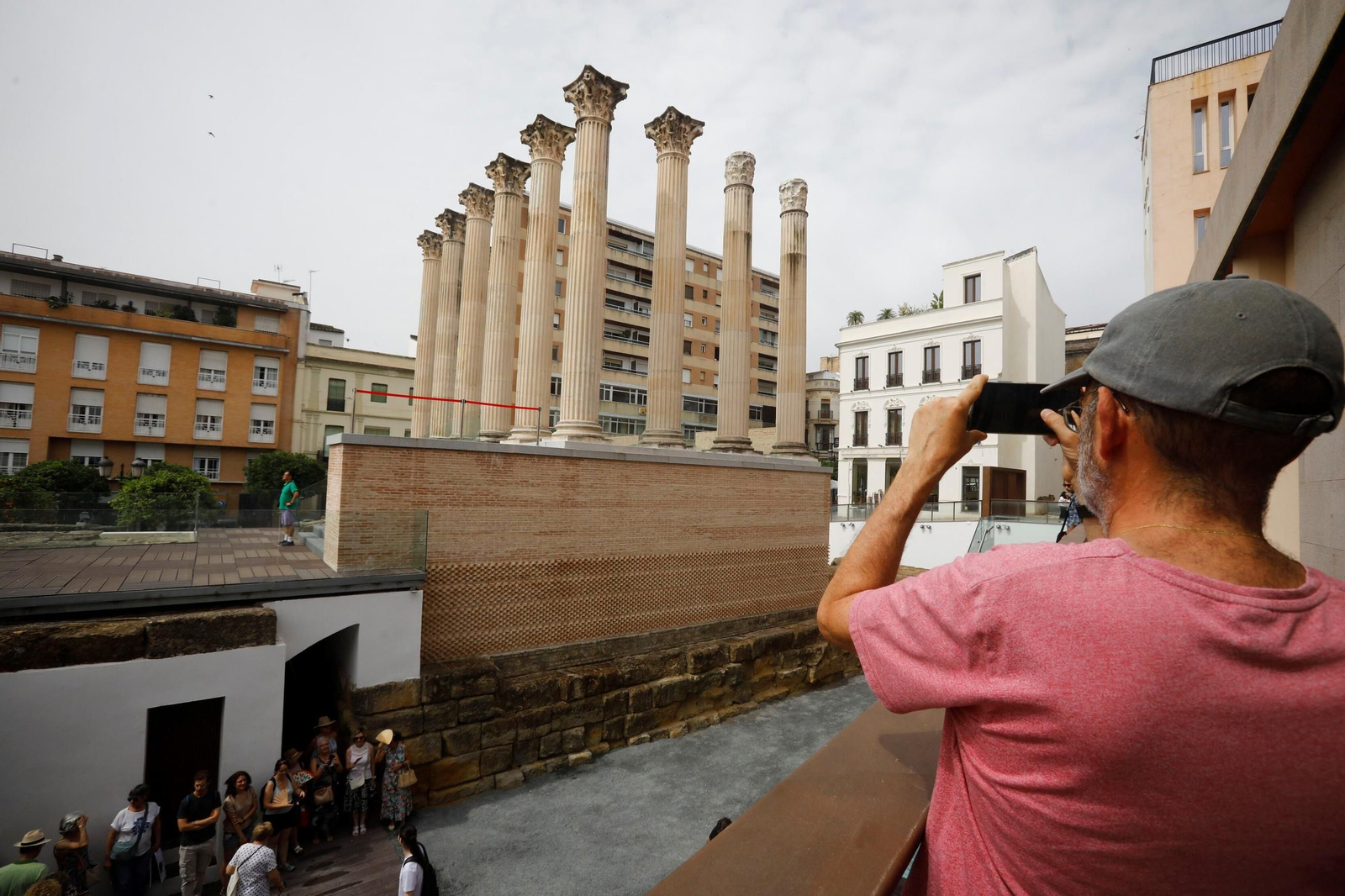 El primer día de visitas al Templo Romano, en imágenes