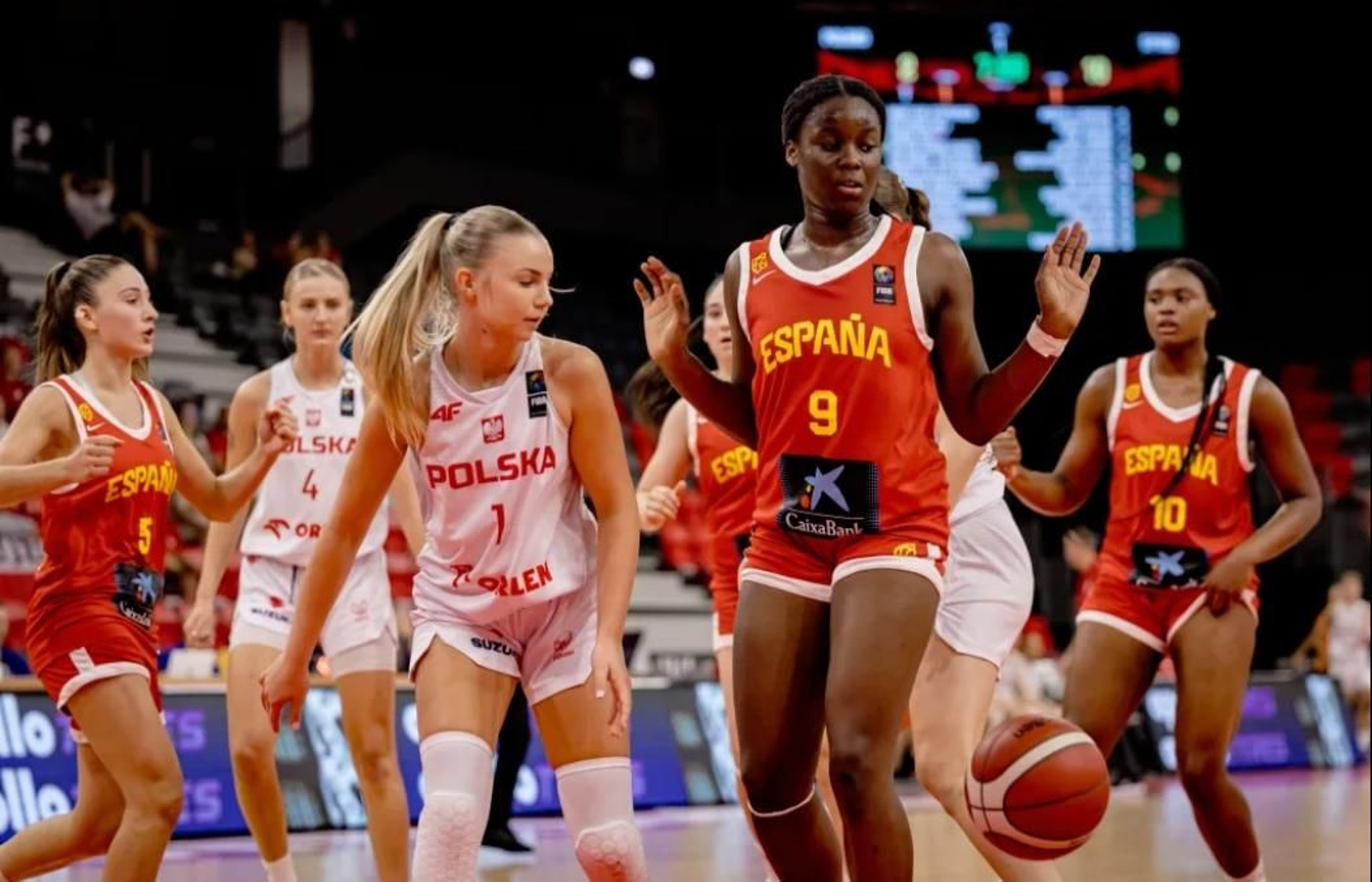 Chelsea Dike y Mar Segura avanzan con España en el Europeo sub 16