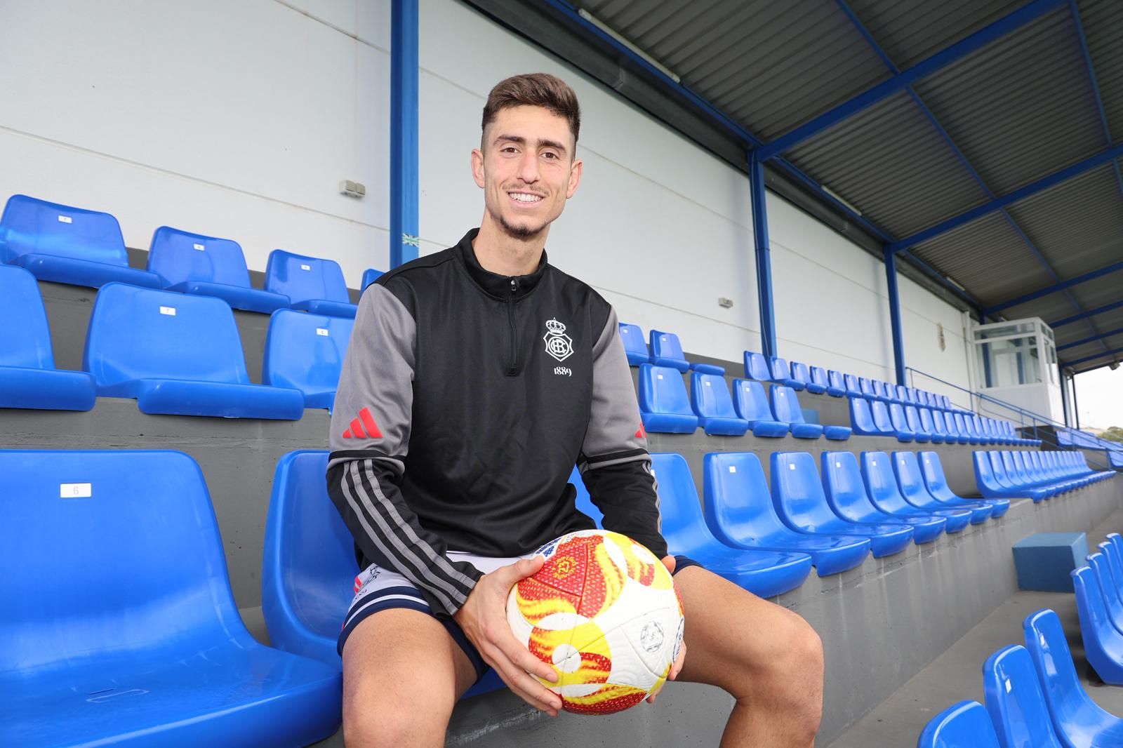 Mario da Costa posa para Huelva Información.