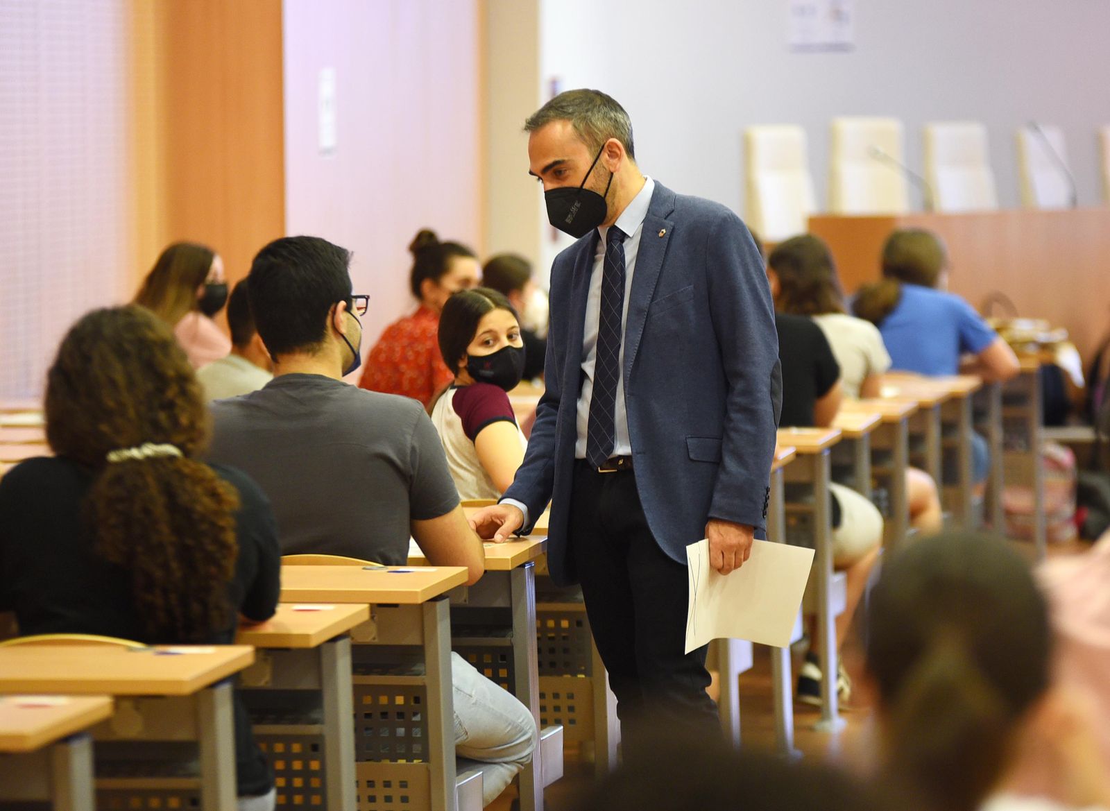 El inicio de los exámenes de Selectividad en Córdoba, en fotografías