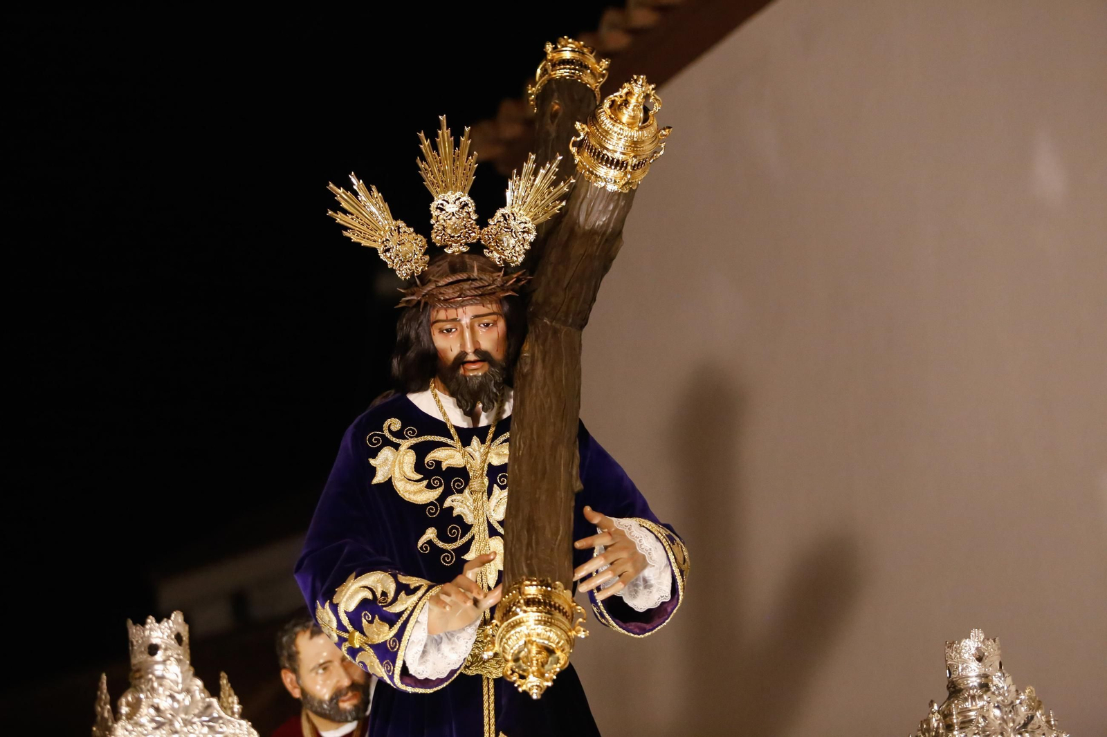 Fotos del Jueves Santo en Los Barrios: Nazareno