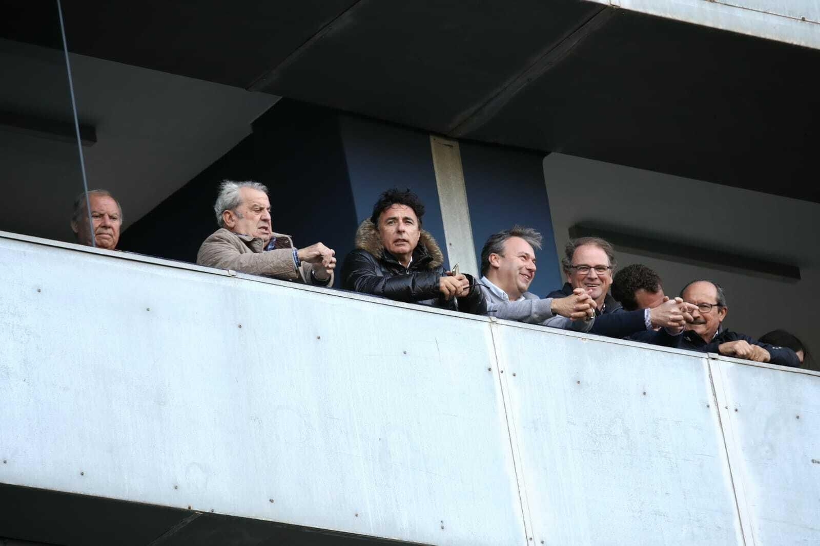 Quique Pina ha seguido hoy el partido desde uno de los palcos de Tribuna.