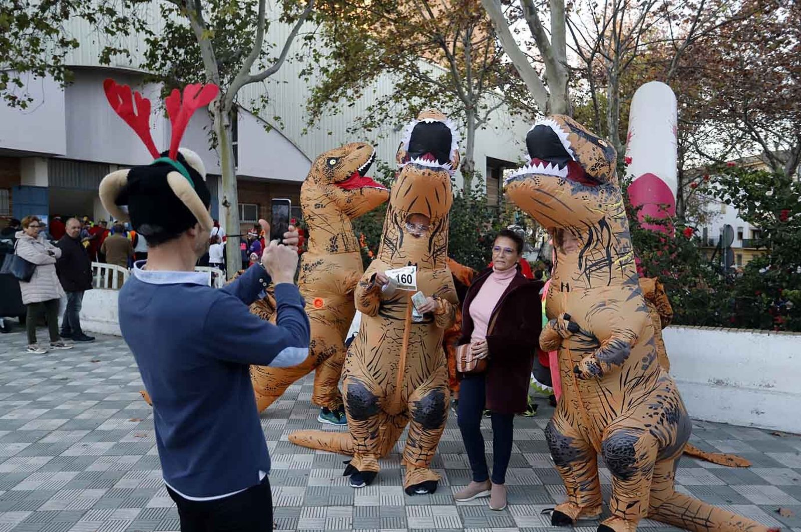 Imágenes de la carrera de San Silvestre en Huelva
