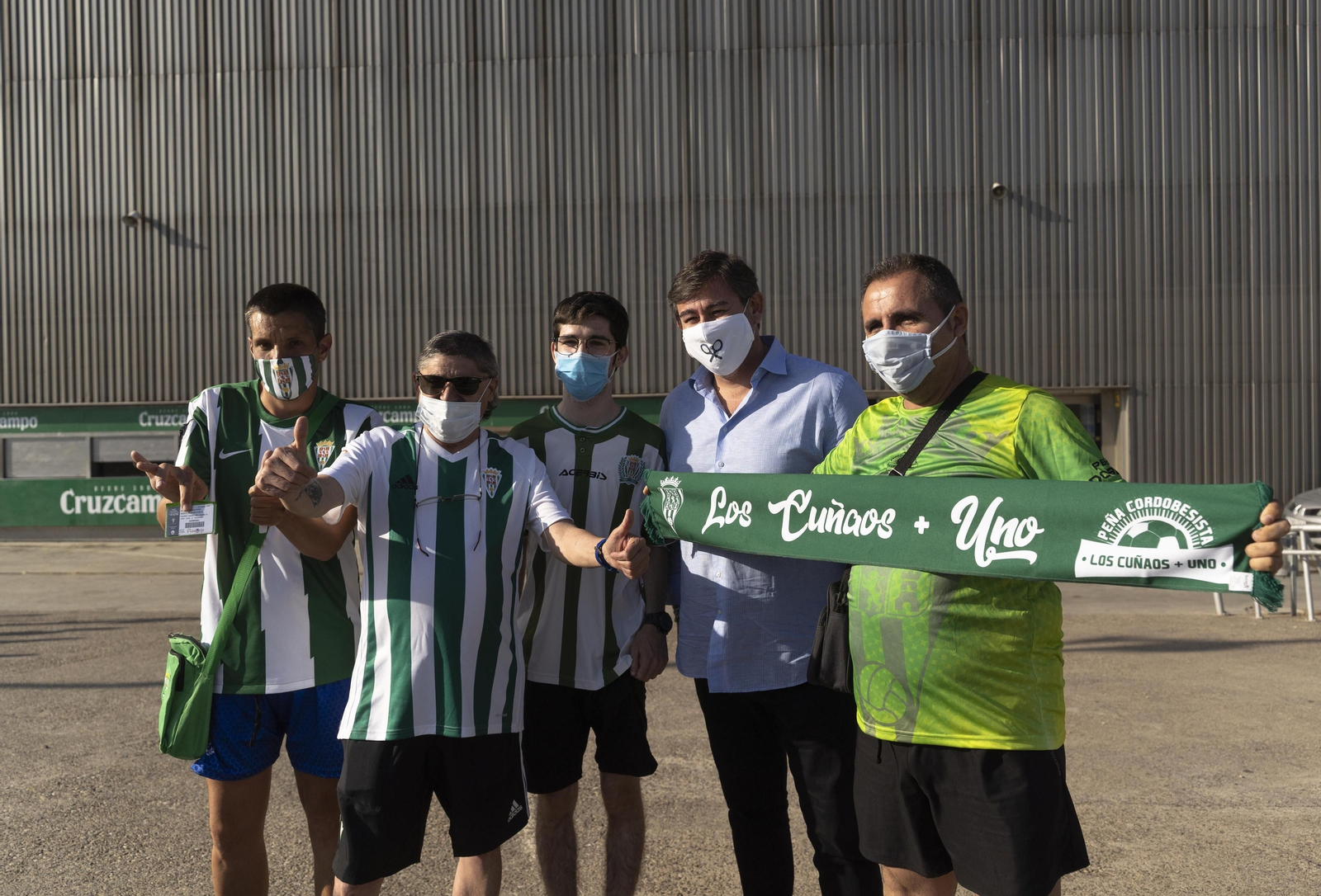 Las imágenes del primer día de la campaña de abonados del Córdoba CF