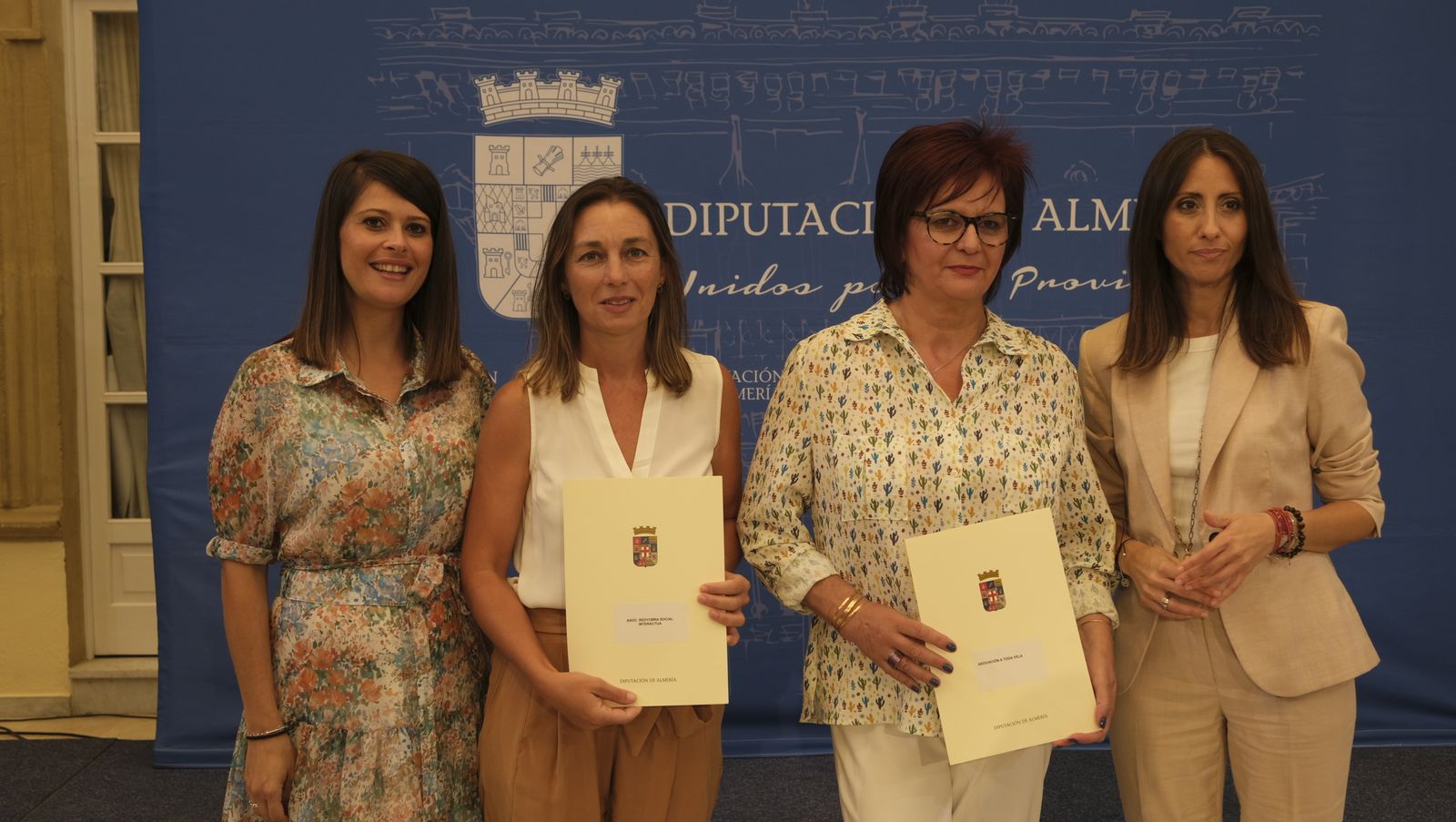 Entrega de ayudas a colectivos sociales en la Diputación de Almería
