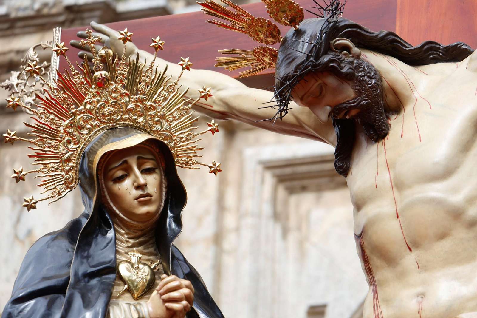 La procesión de la Caridad en este Jueves Santo de Córdoba, en imágenes