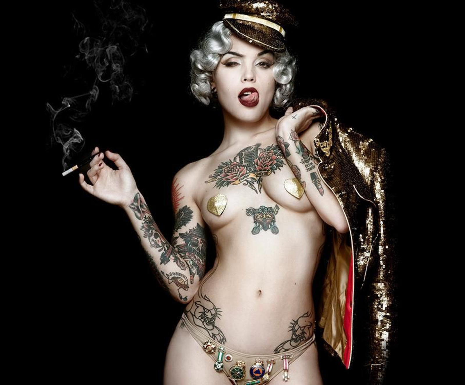 El cartel de The Hole X