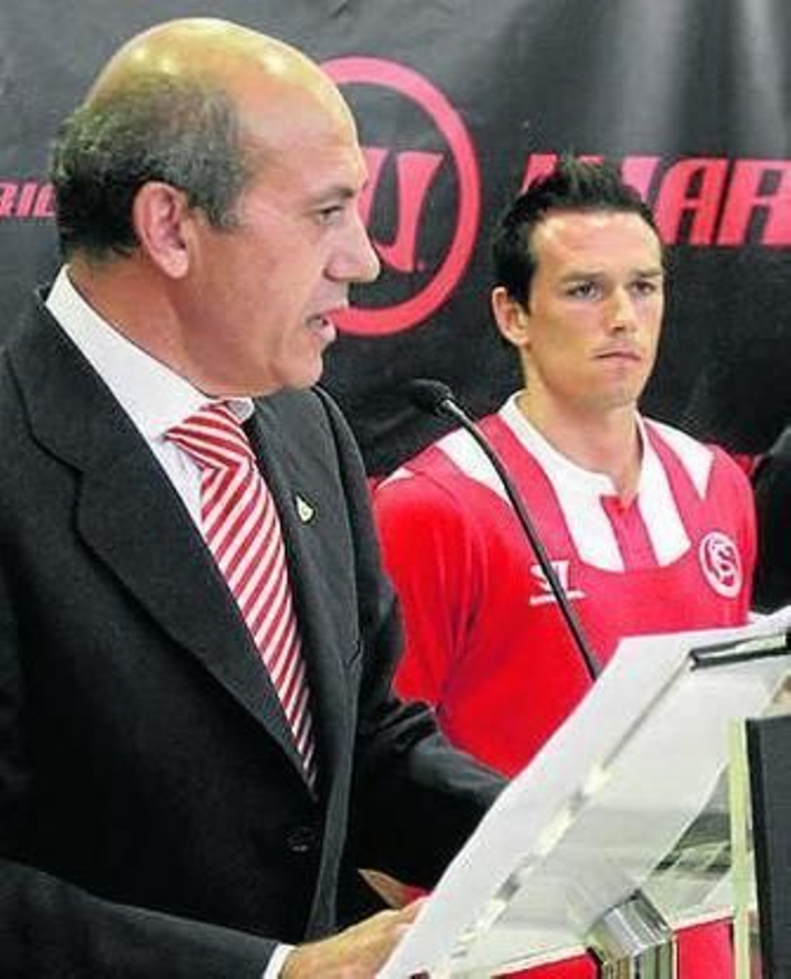 Del Nido y Trochowski.