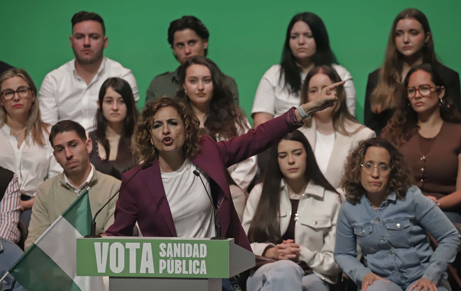 Fotos del mitin del PSOE con Pedro Sánchez y María Jesús Montero en La ...