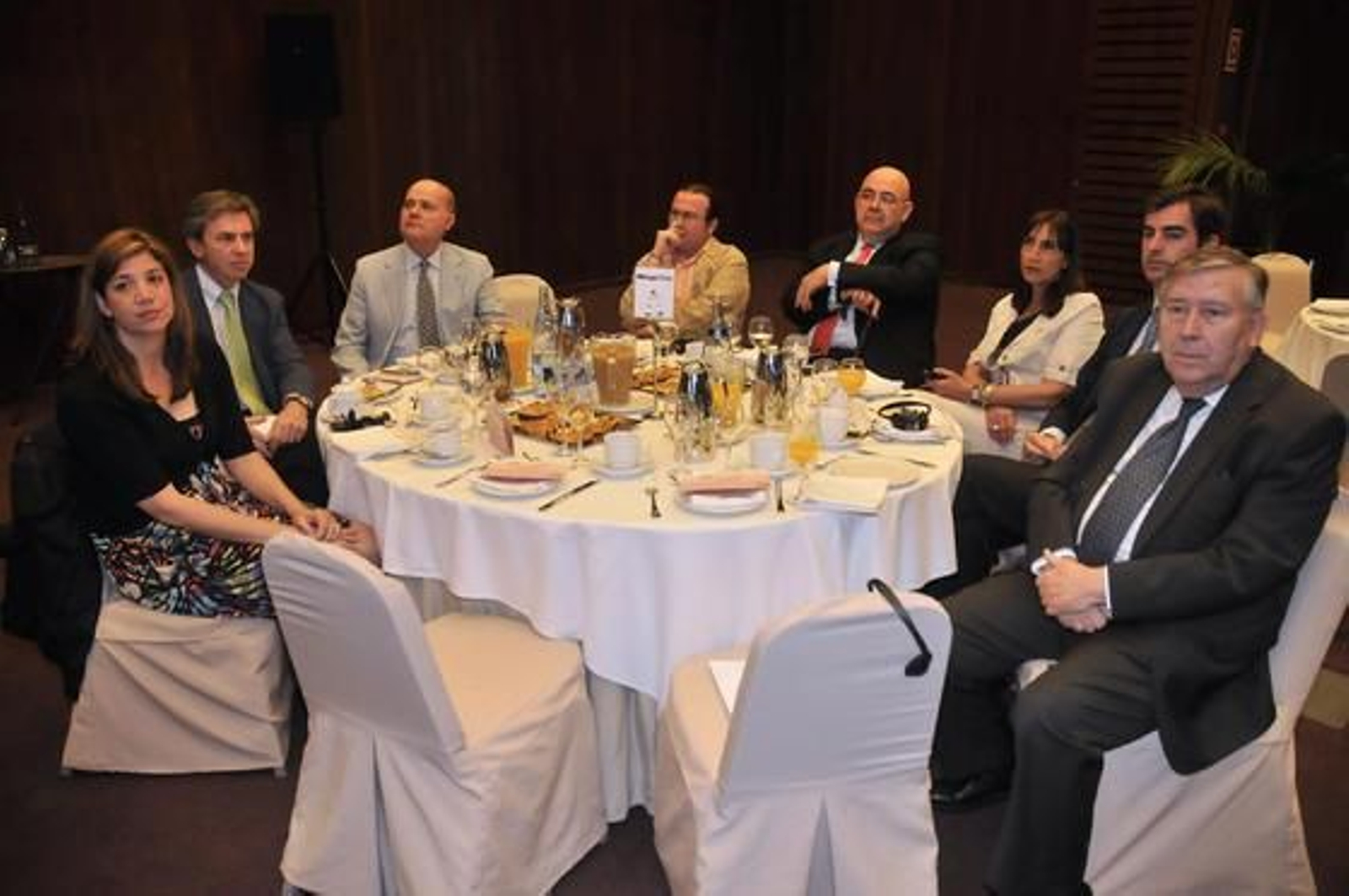 Laura Núñez de Arce, José Luís Calvo, Carlos Villalobos,  Alfonso Pedrosa, Ignacio Flores, María Teresa Ruiz y  Alfonso Pérez Moreno.

Foto: Juan Carlos Vázquez