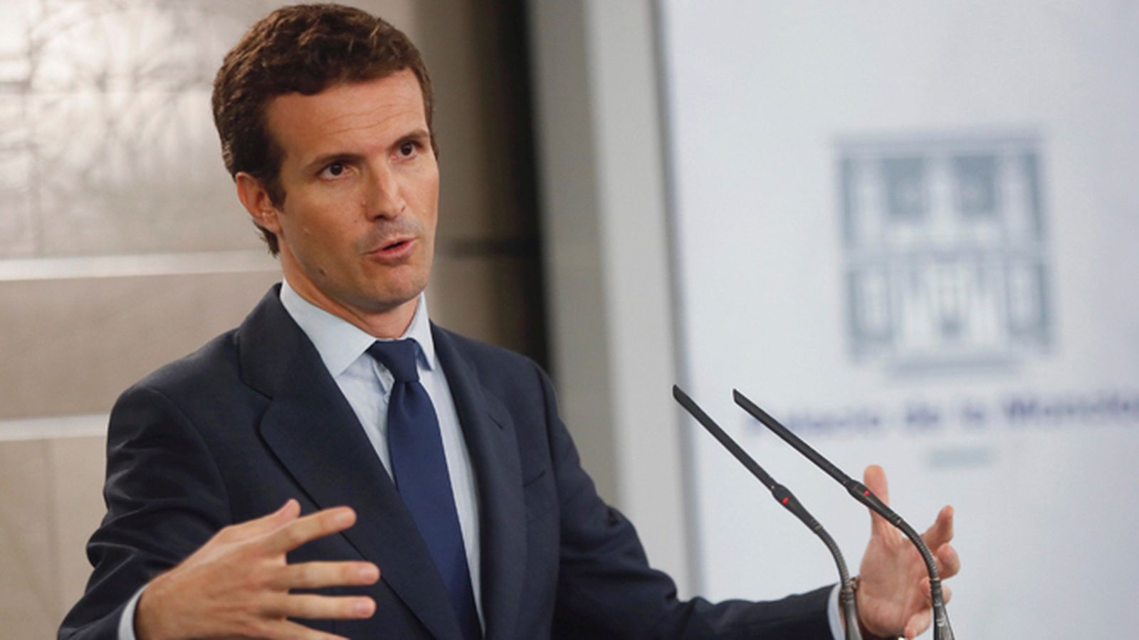 Pablo Casado, tras su reunión este jueves con el presidente del Gobierno, Pedro Sánchez.