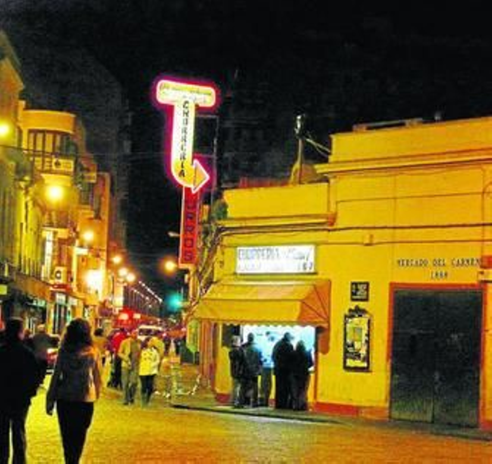 Hasta el pasado año, los churros podían adquirirse en el mercado antiguo, ahora se puede hacer en el nuevo.