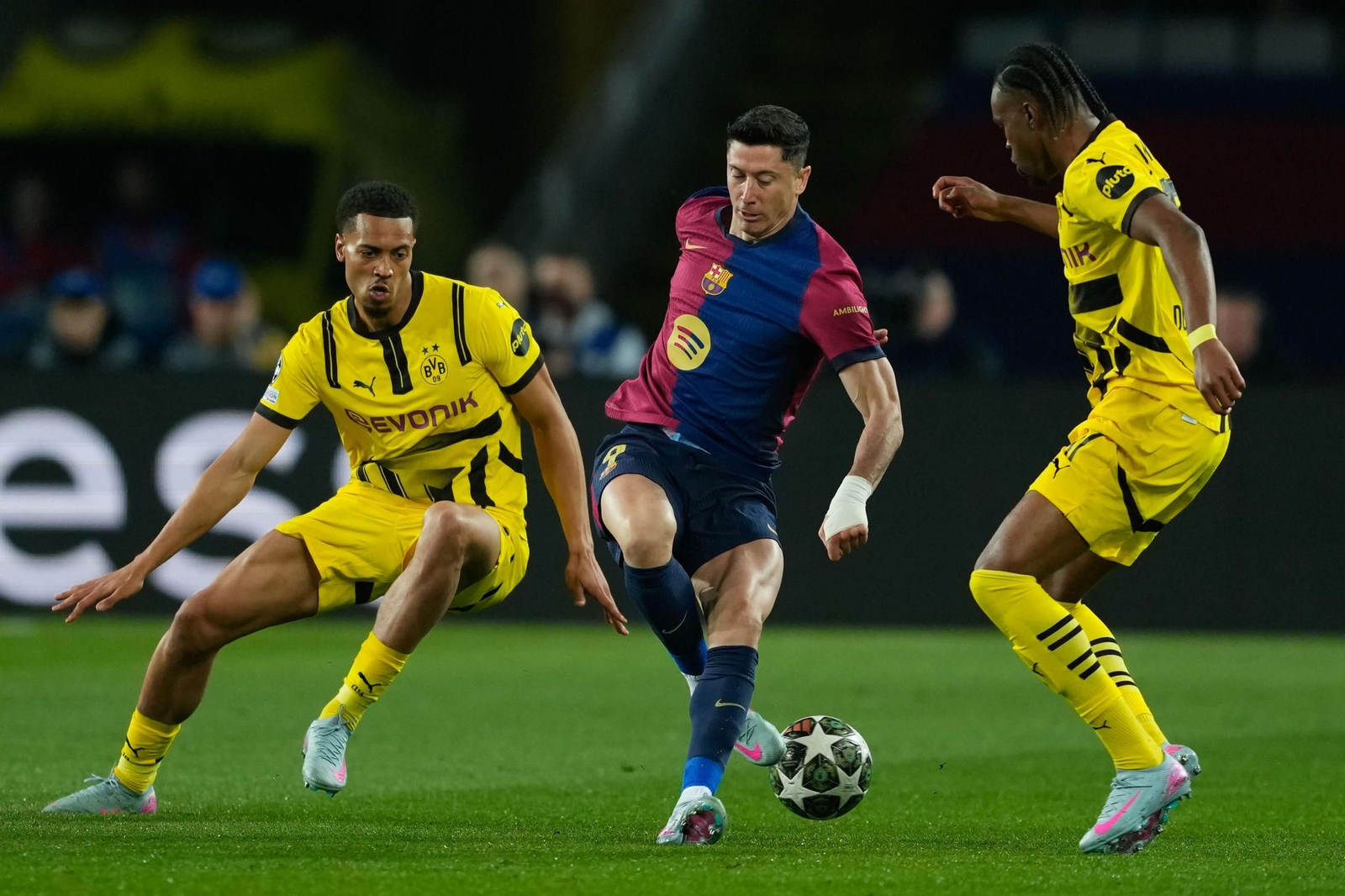 Las mejores fotos del Barcelona - Borussia Dortmund