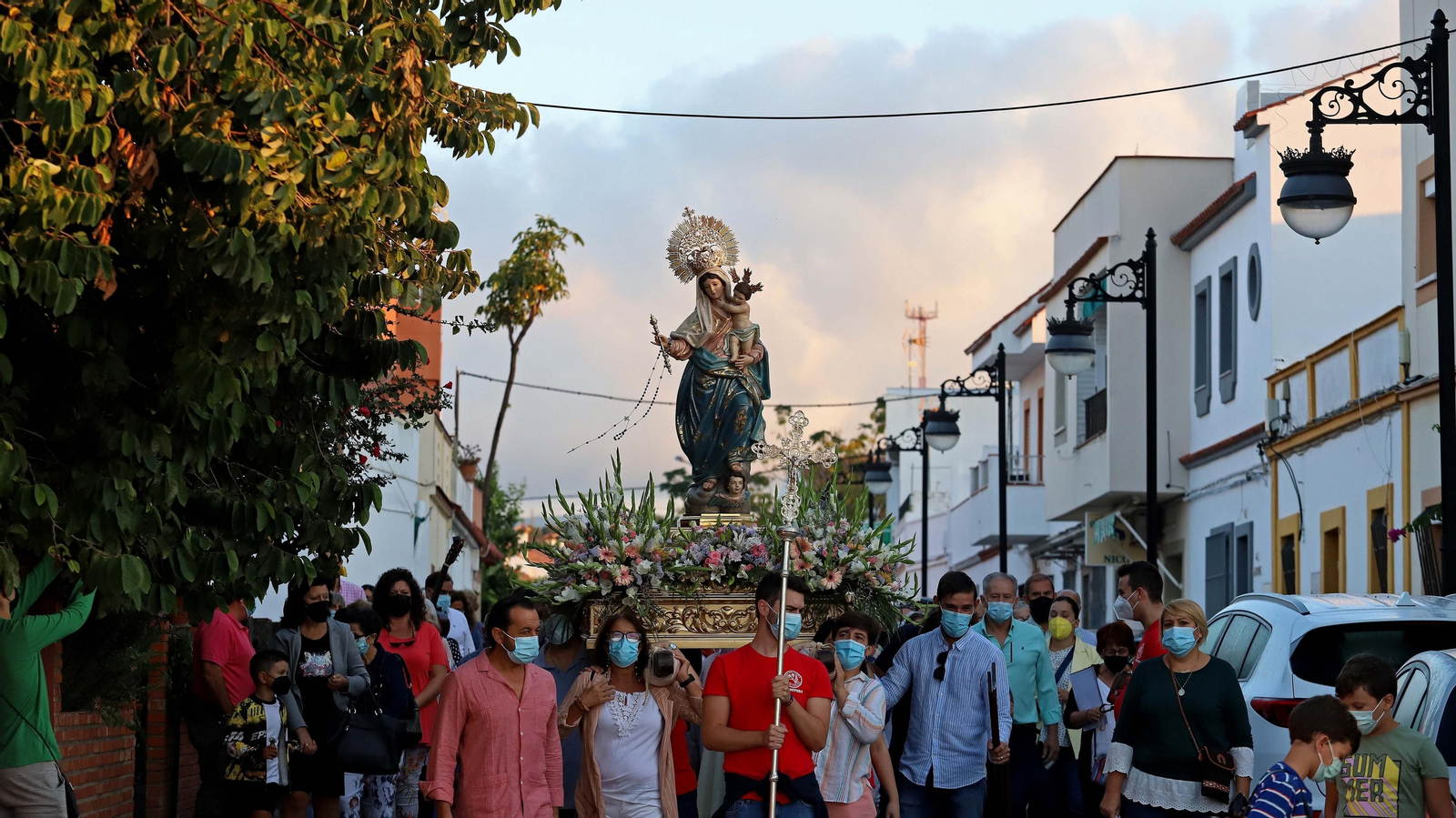 Fotos del Rosario de la Aurora de la Patrona de Los Barrios