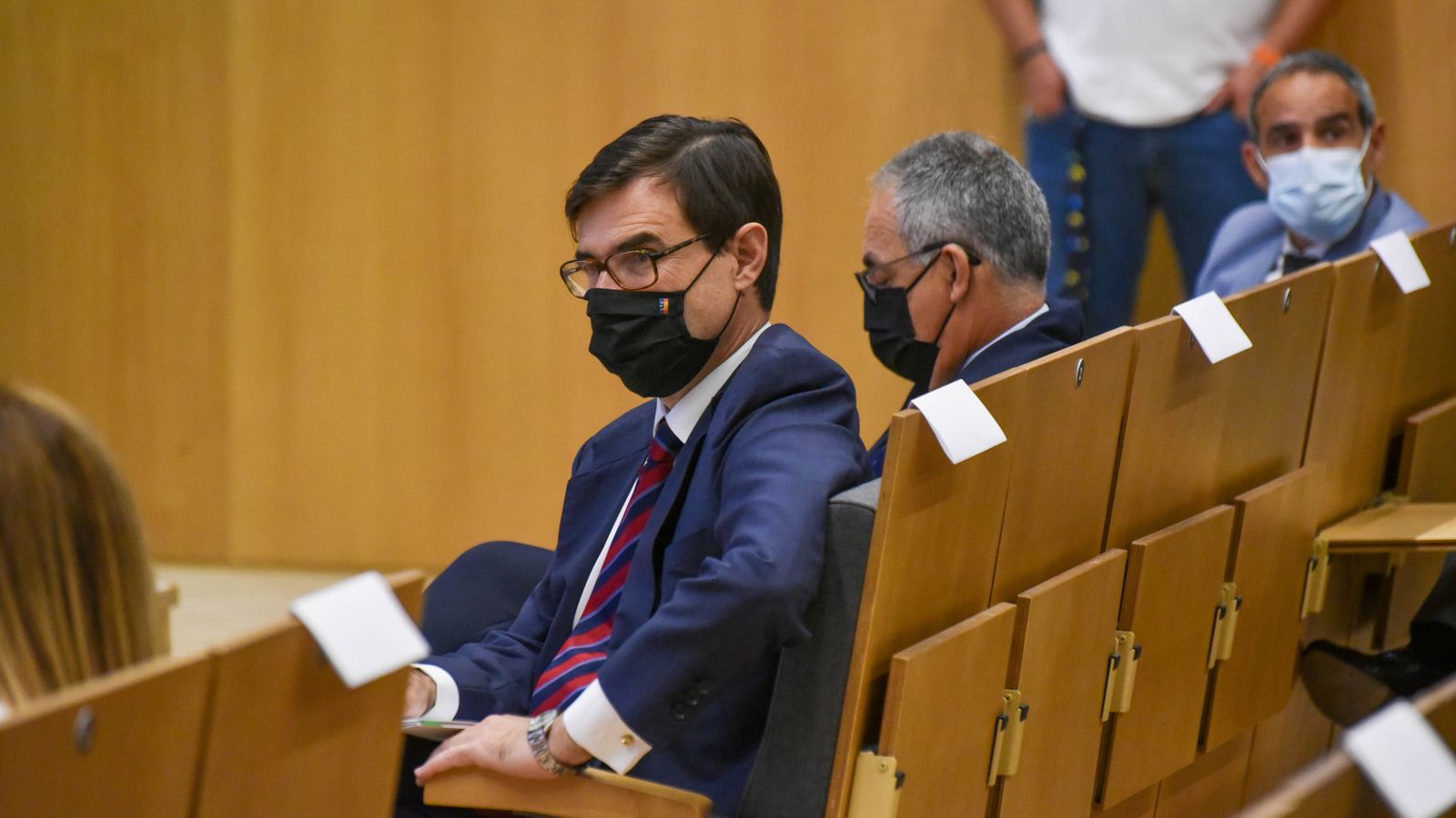 Fotos de la reunión del secretario de estado para la UE y los aalcaldes del Campo de Gibraltar