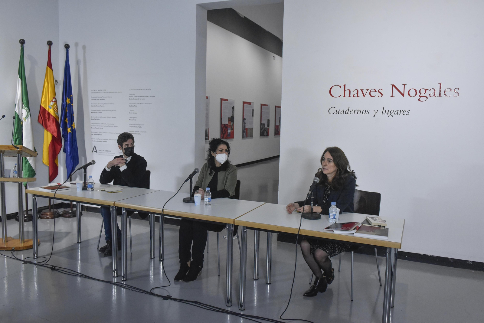 Ignacio F. Garmendia, Eva Díaz Pérez y Charo Ramos, este miércoles en Santa Inés.