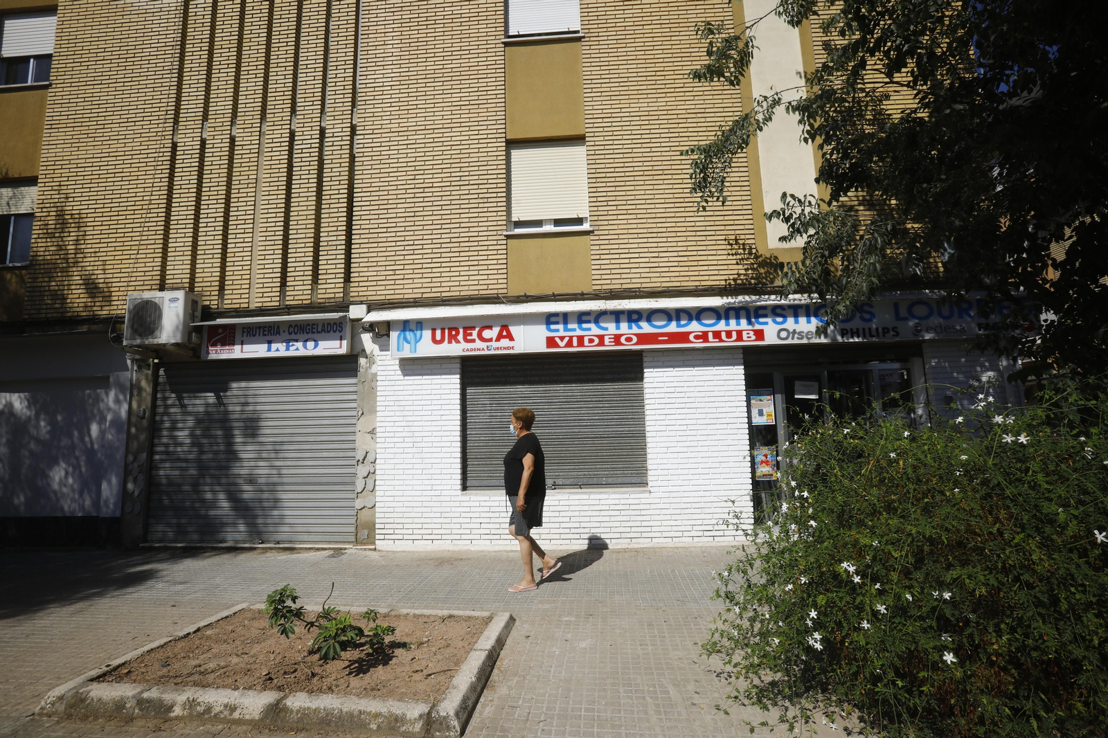 Un recorrido en fotografías por El Higuerón, uno de los barrios más pobres de Córdoba