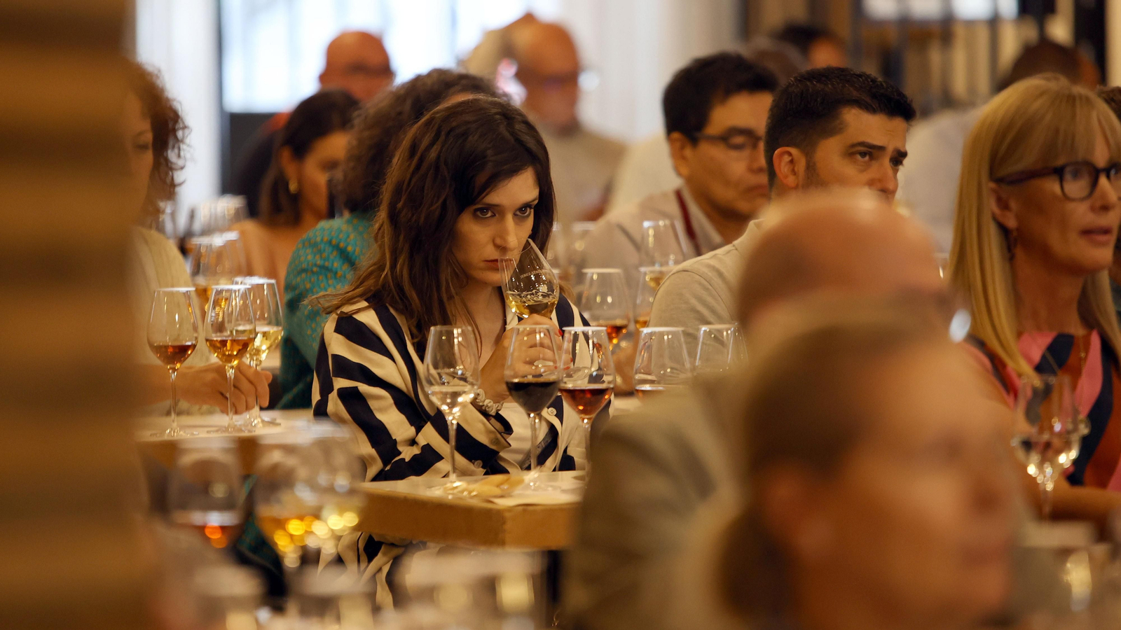 Cata taller de vinos de Jerez en el Consejo Regulador Cata taller de vinos de Jerez en el Consejo Regulador