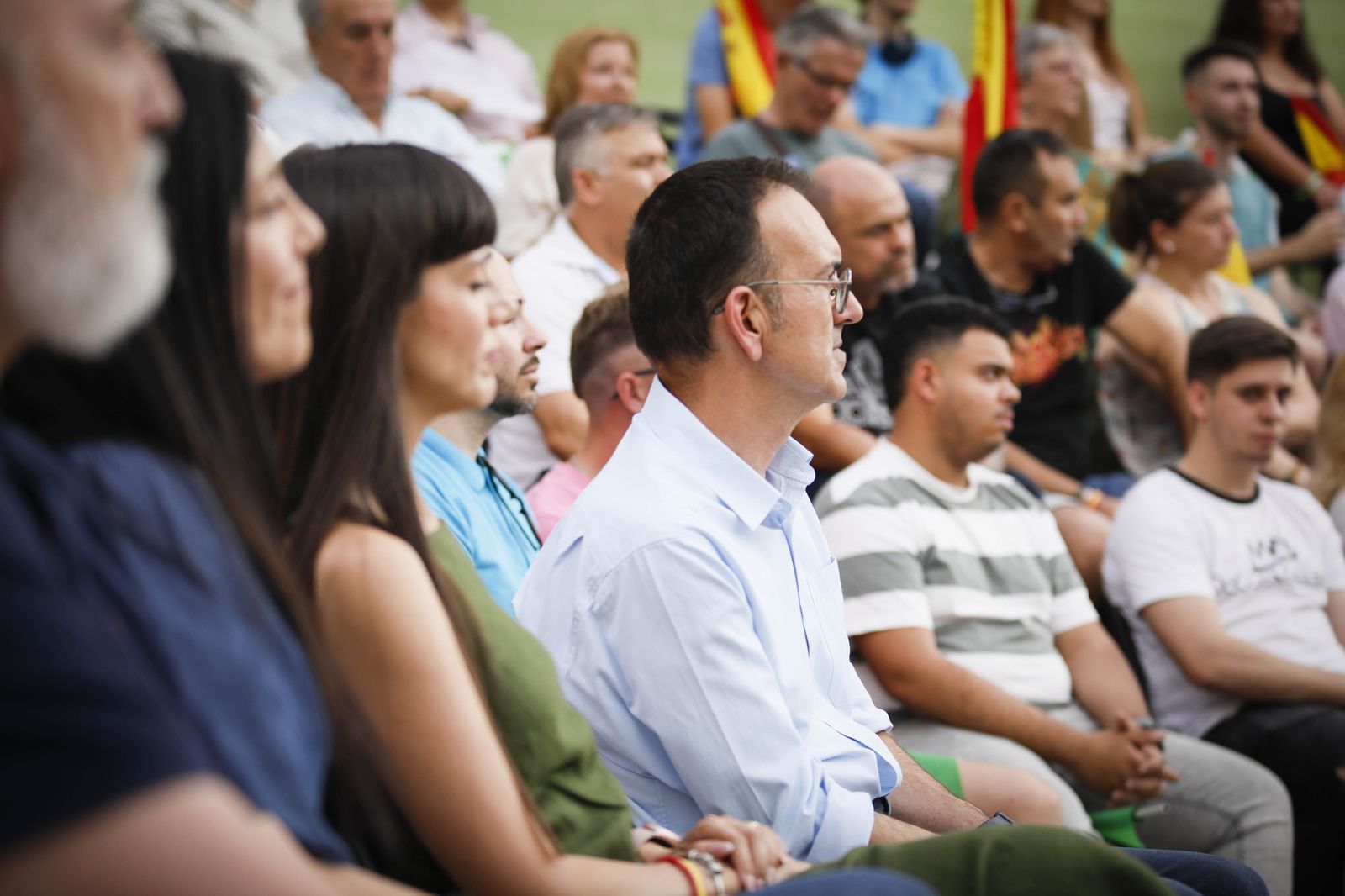 Imágenes de campaña para las elecciones europeas de VOX