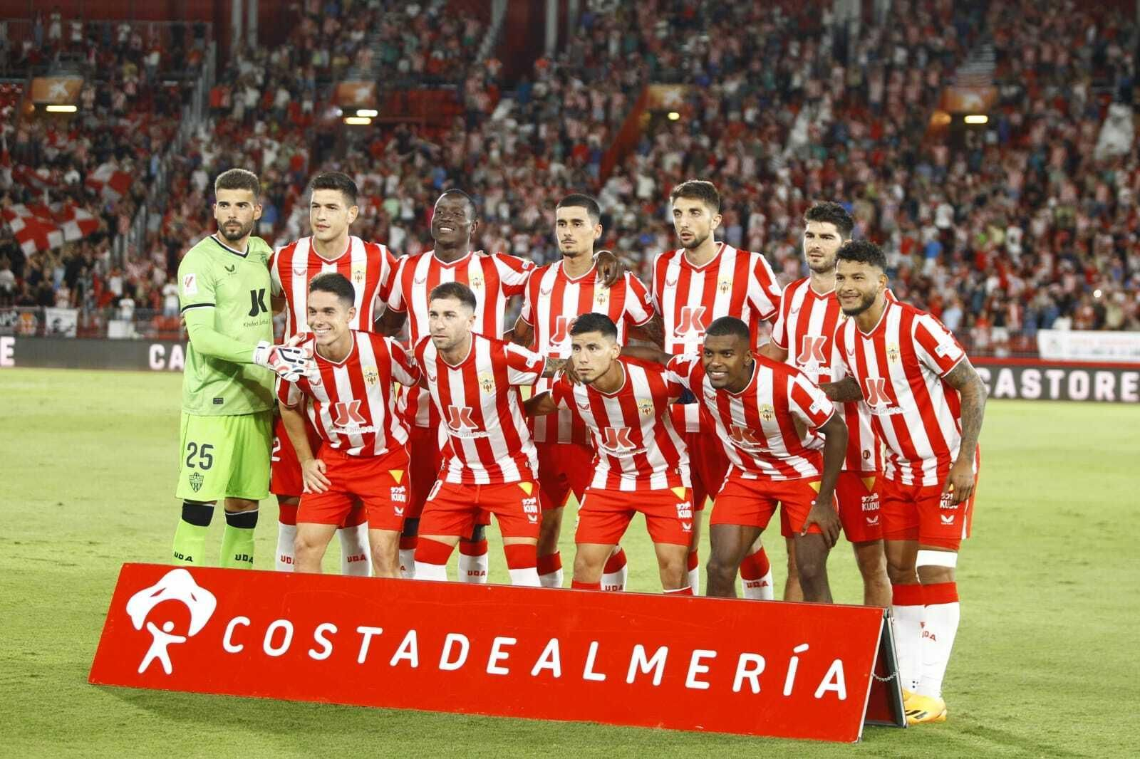 Once del conjunto rojiblanco en el encuentro ante el Valencia.