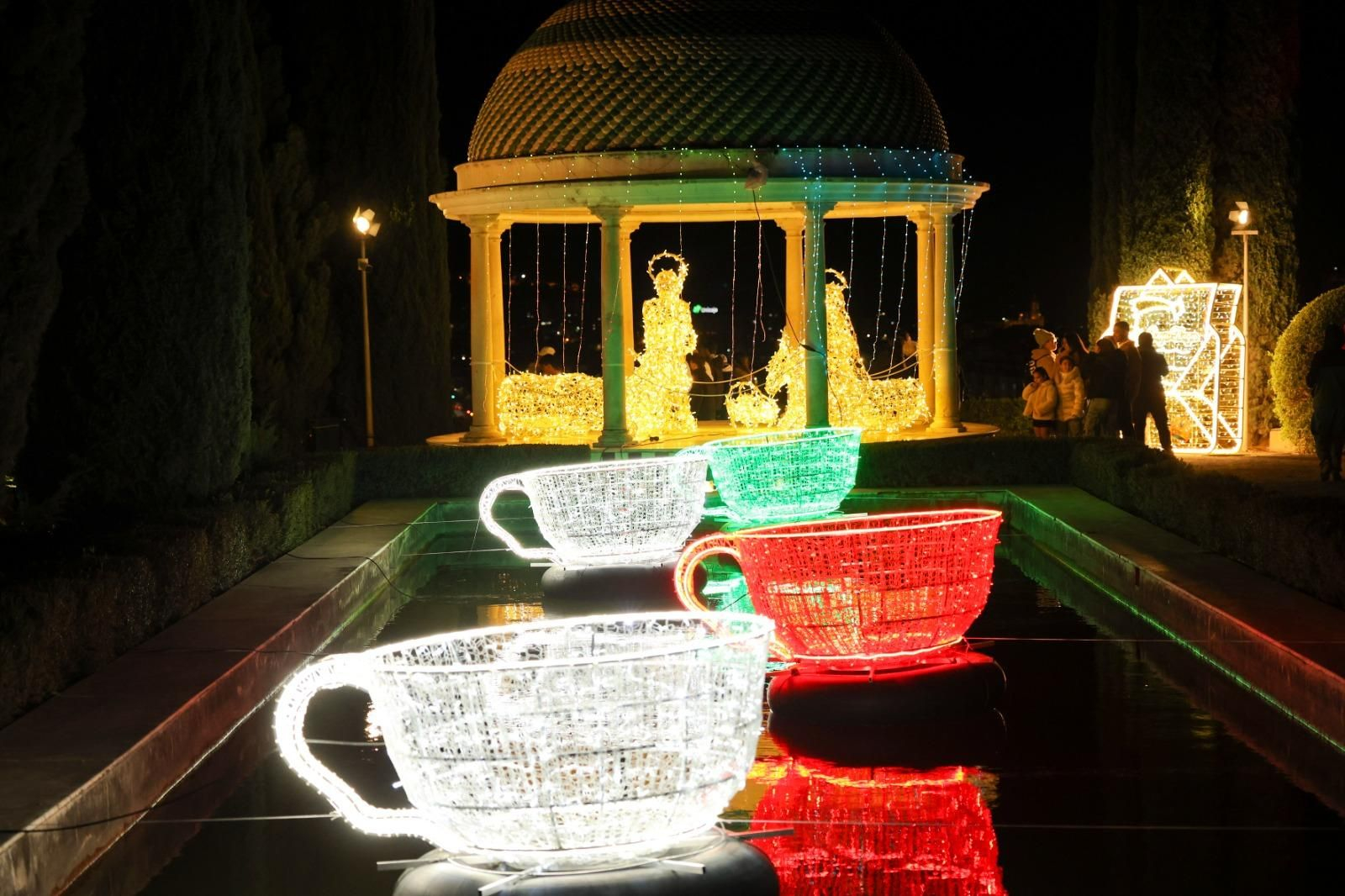 El espectaculo 'La Navidad en el Jardín de las Maravillas¡ en el Jardín Botánico, en imágenes