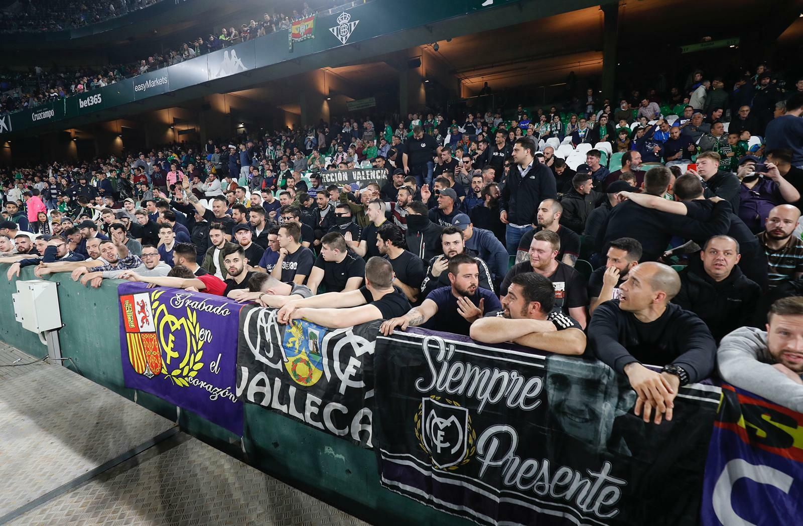 Los ultras del Real Madrid en el Gol Norte.