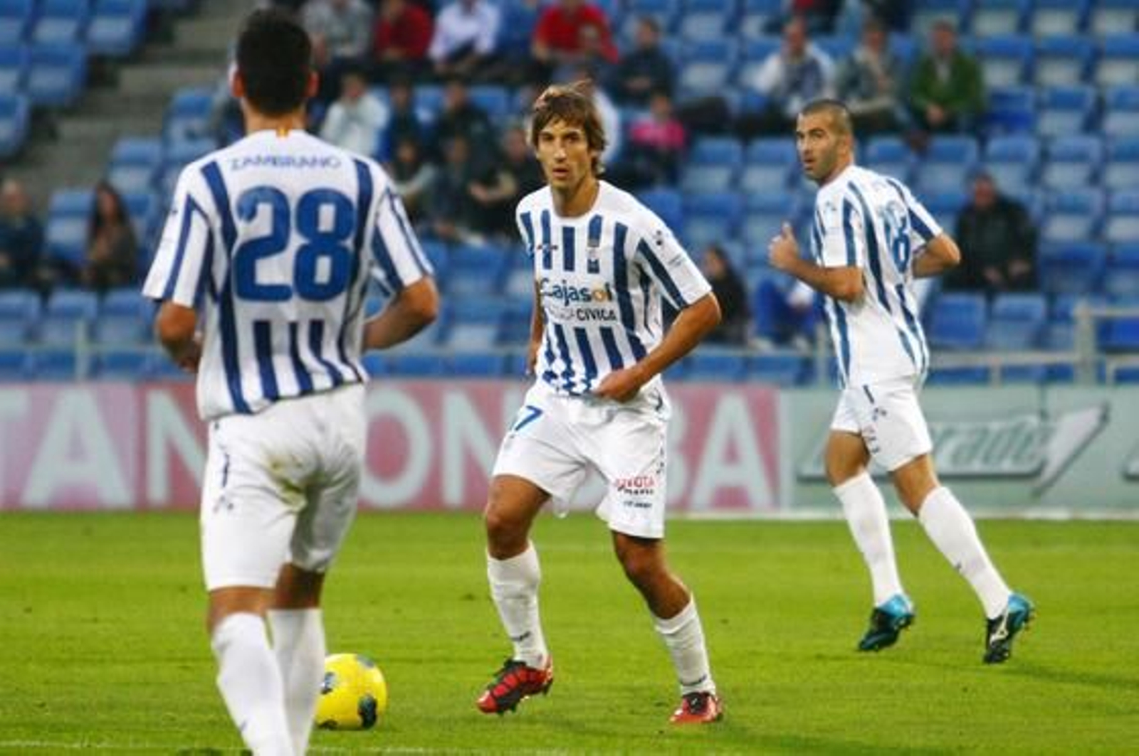 El Recreativo vence en casa a Las Palmas (4-2). / Alberto Domínguez