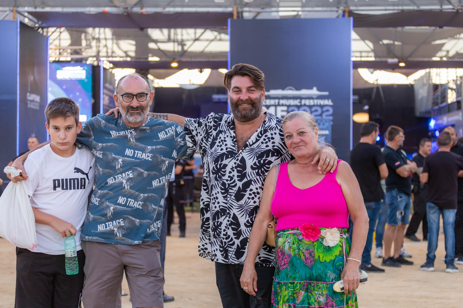 Búscate en el concierto de Raphael en el Concert Music