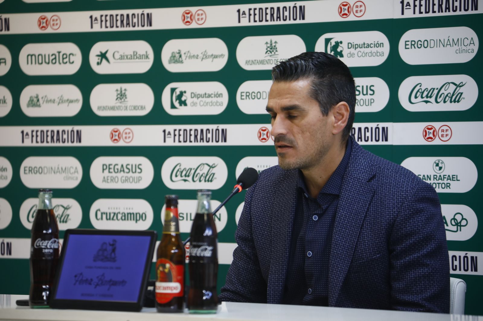 La presentación de Marco Camus en el Córdoba CF, en imágenes