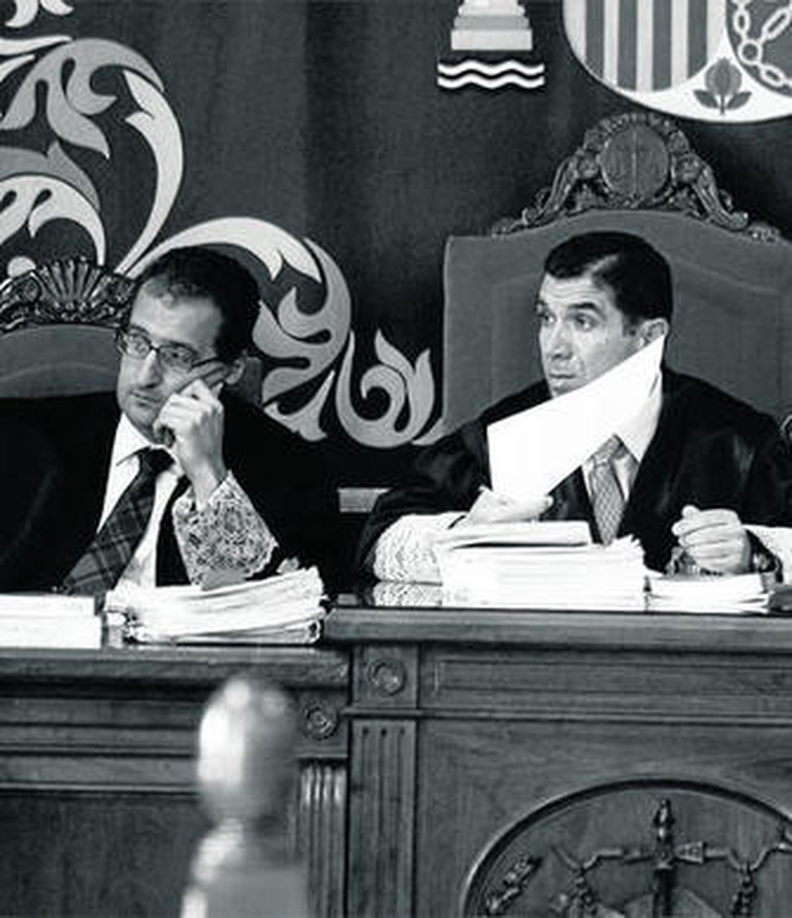 Los magistrados Lorenzo del Río (d) y Pedro M. Marcelino, en un juicio en la Audiencia.