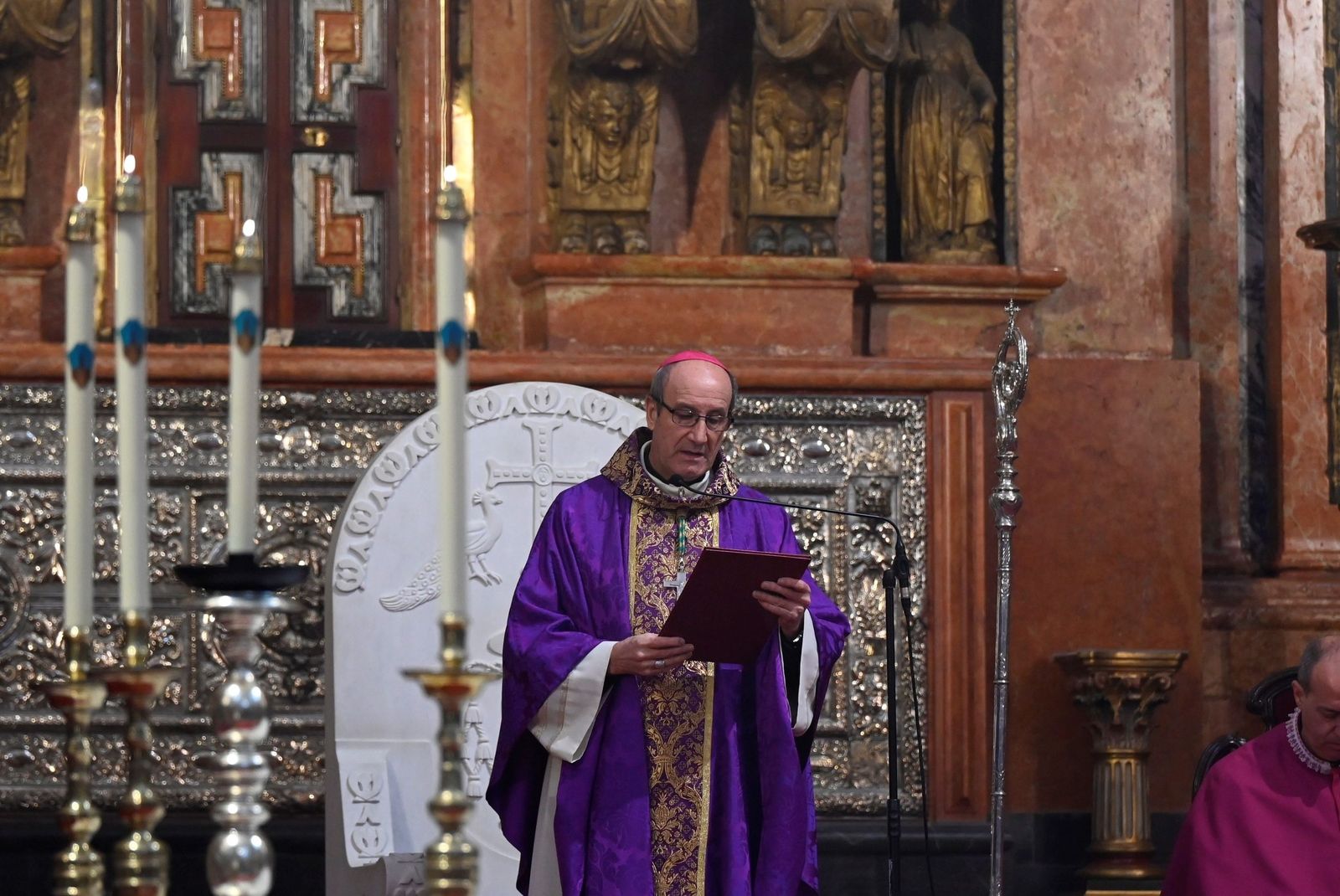 El Miércoles de Ceniza en la Catedral de Córdoba, en imágenes
