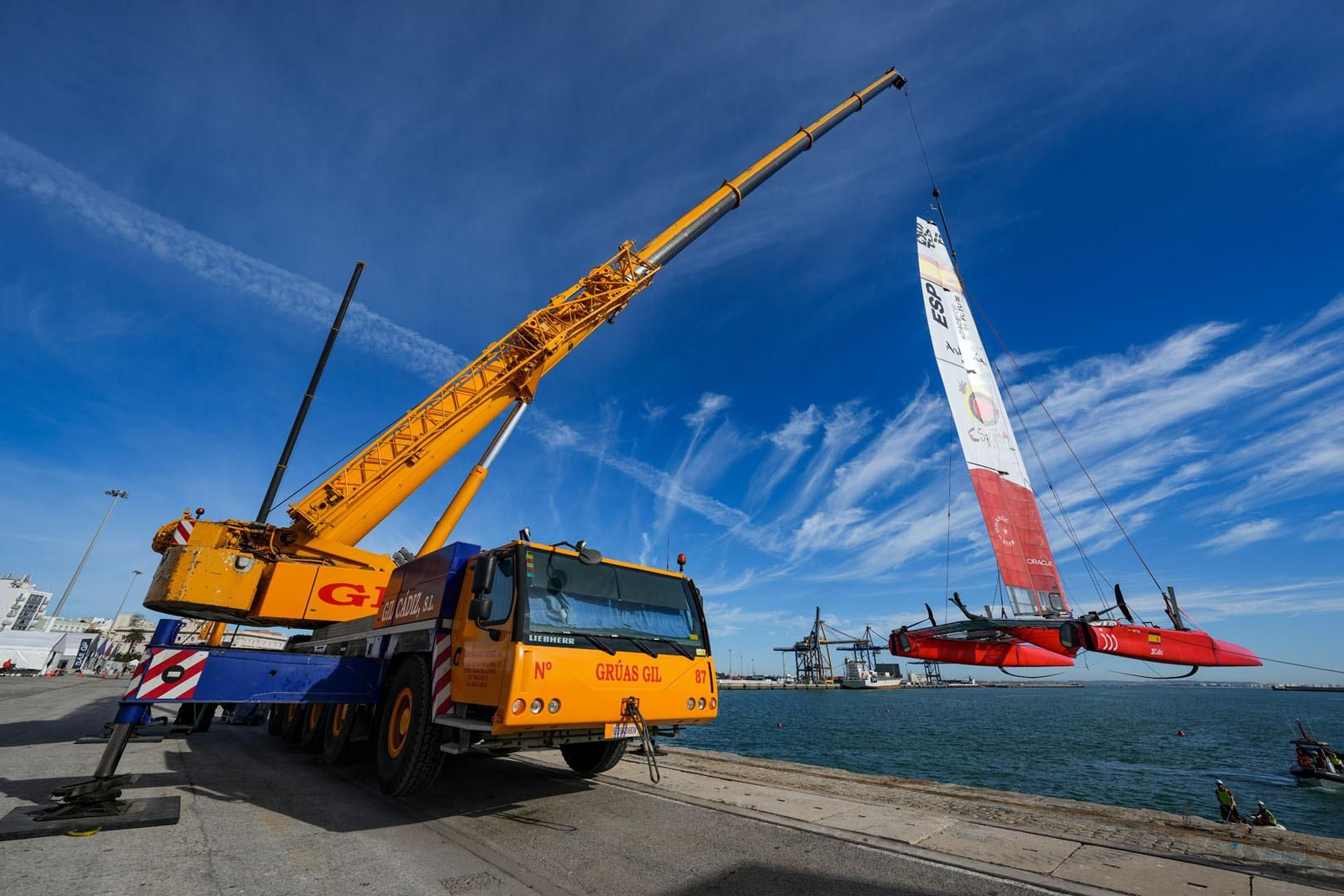 El día a día de la Sail GP en el muelle de Cádiz