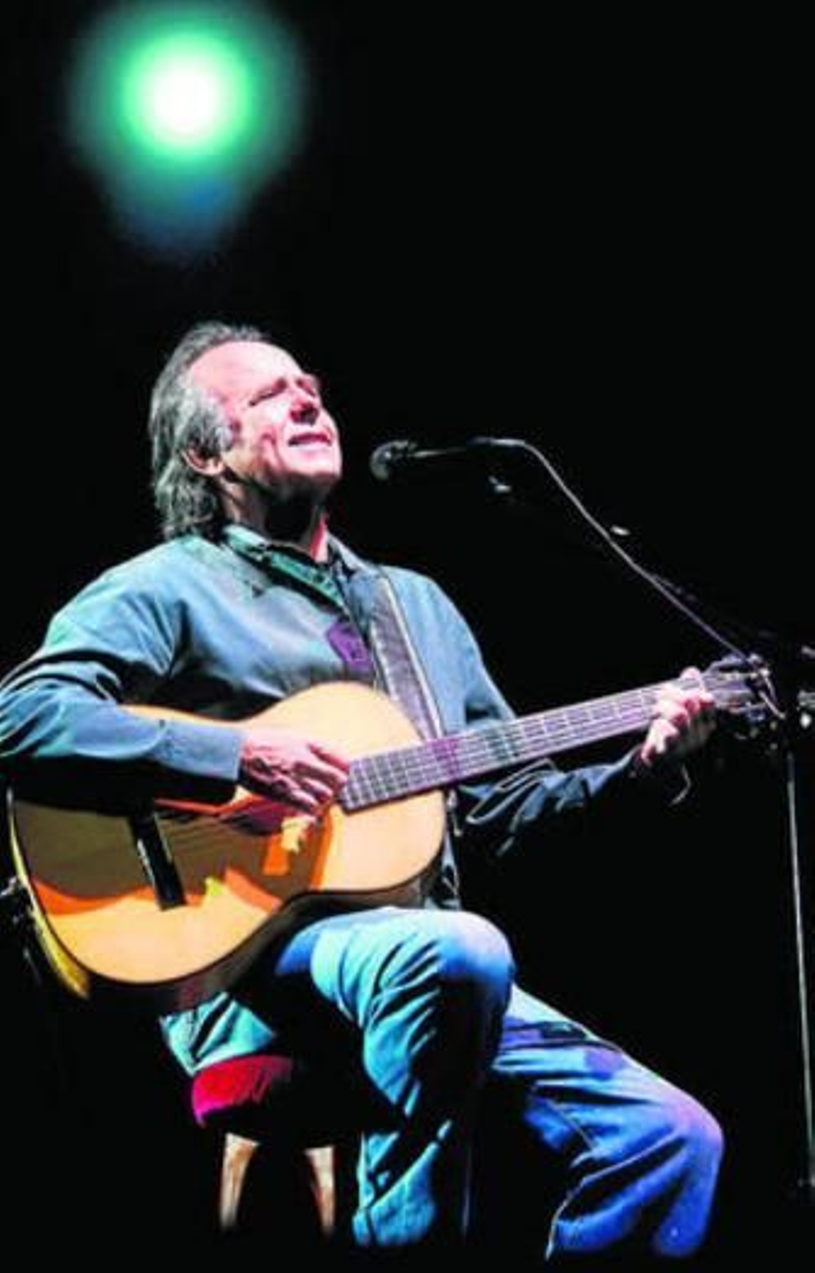 Joan Manuel Serrat, en un recital el año pasado en Granada.
