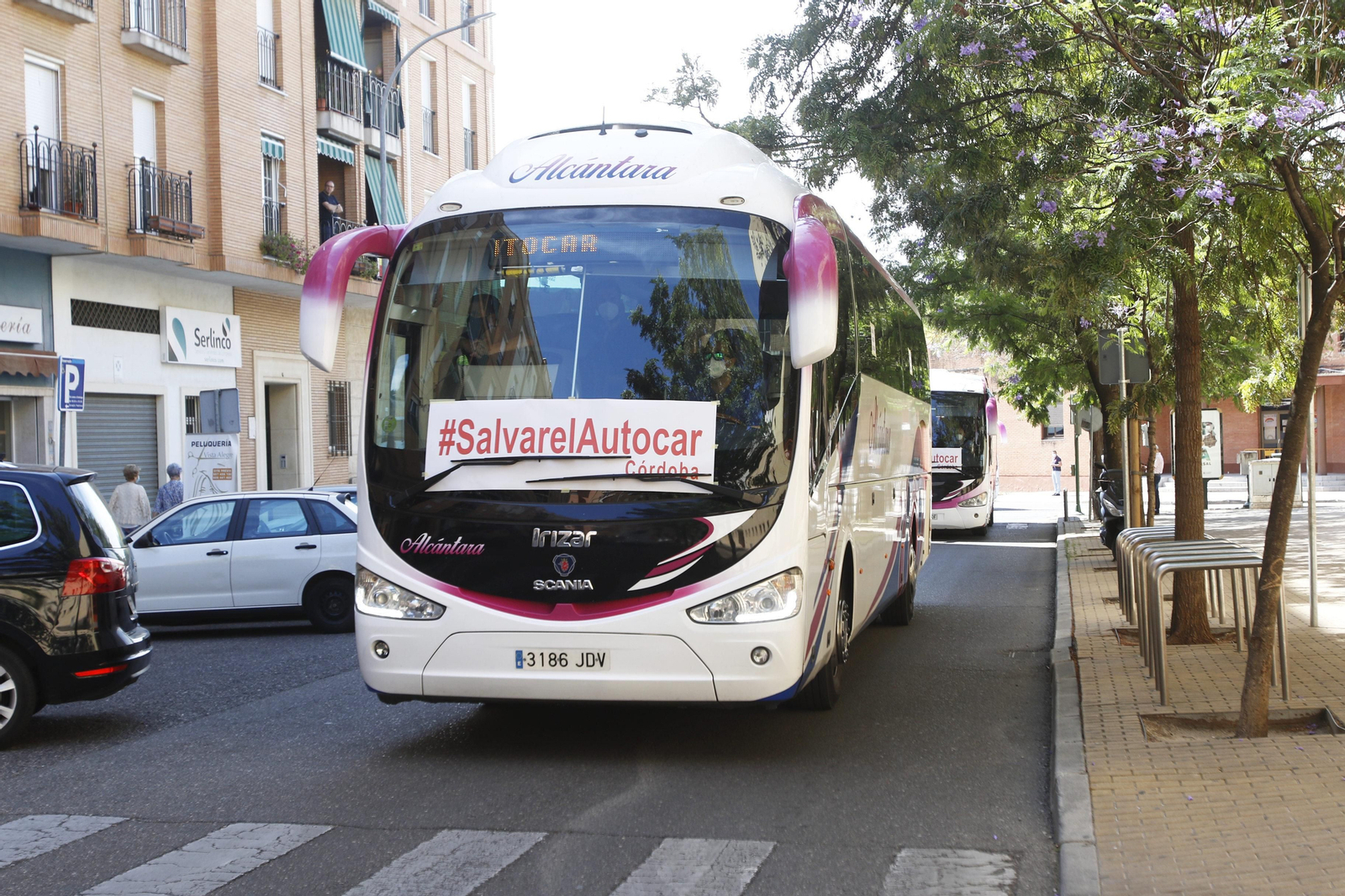 Un autobús durante una de las protestas del sector producidas en Córdoba.