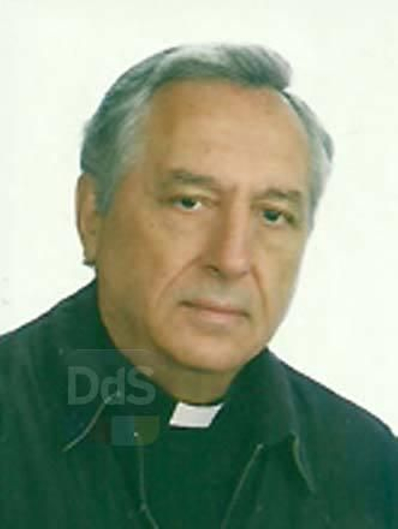 El rector de la Macarena y párroco de San Gil abandona sus funciones