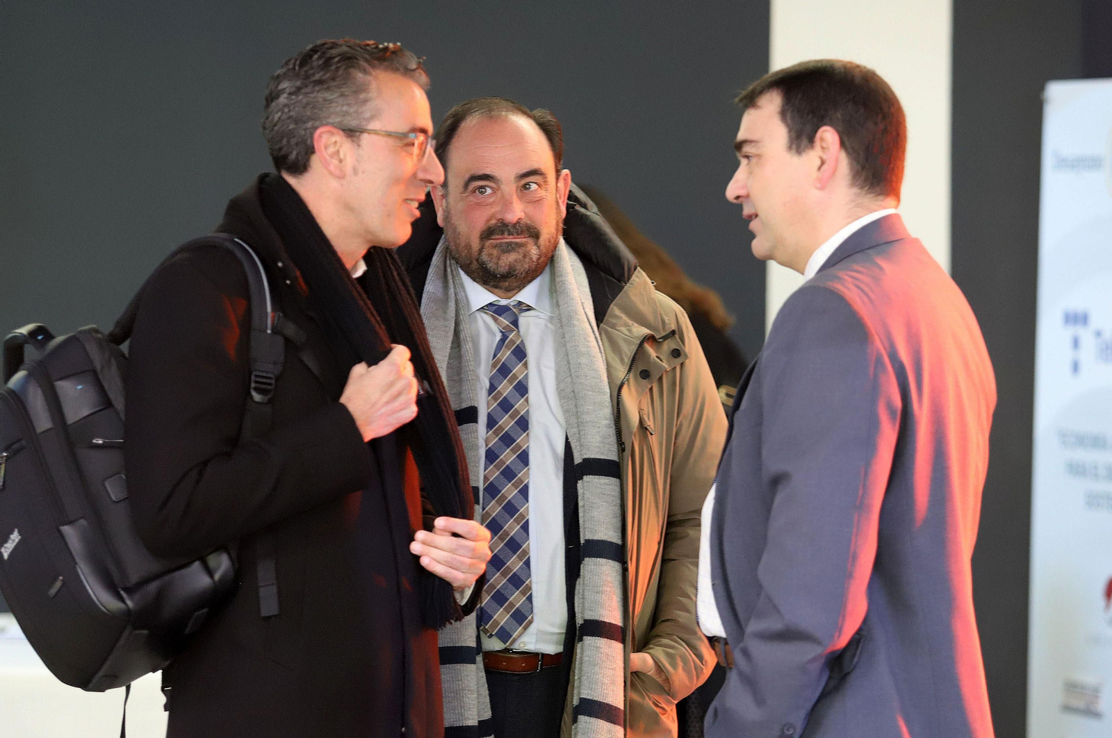 Imágenes de los asistentes al Desayuno Coloquio "Economía azul, claves para el desarrollo sostenible" organizado por el Grupo Joly