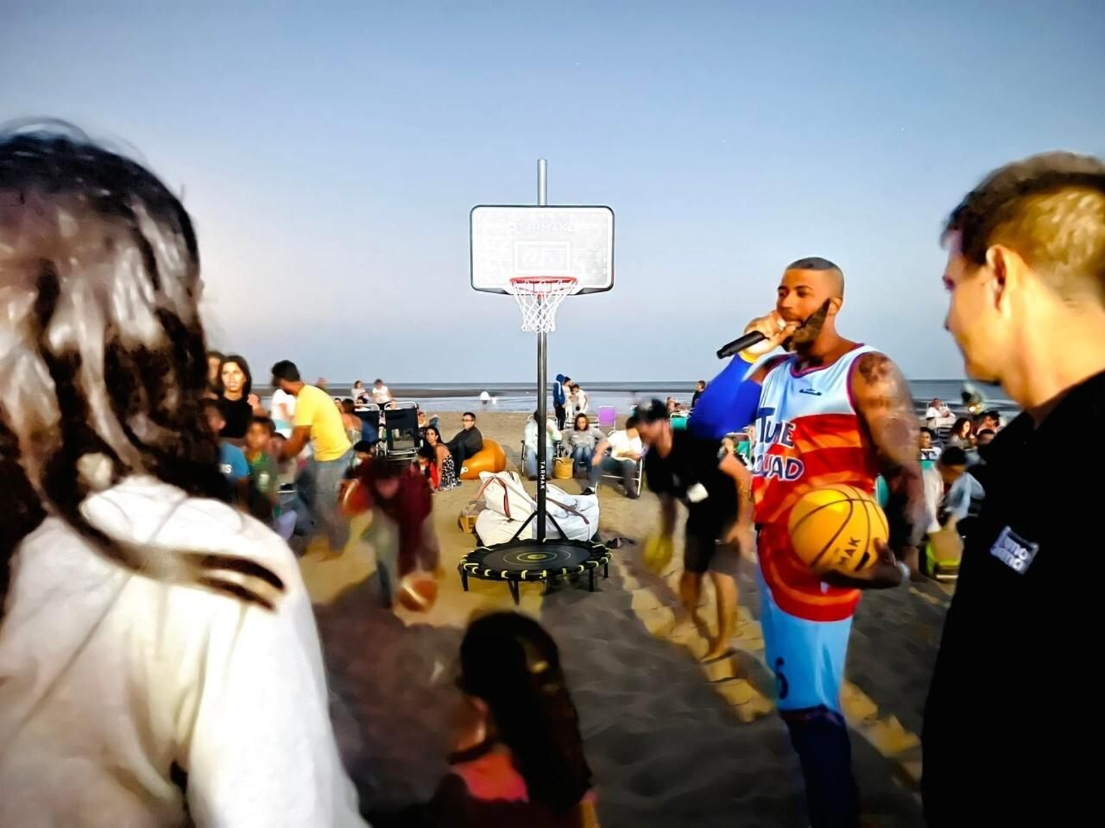 Actividad dentro de la programación del cine de verano de Isla Canela.