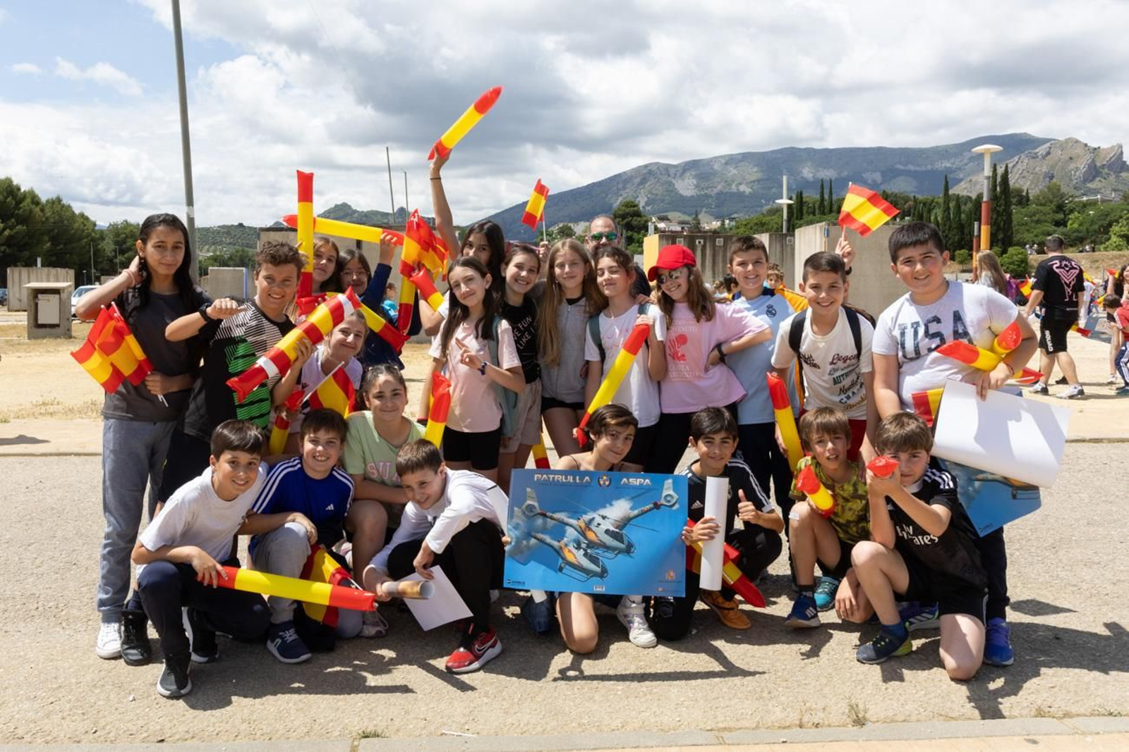 Exhibición de la Patrulla Aspa del Ejército del Aire y del Espacio con motivo del 1.200 aniversario de la capitalidad de Jaén