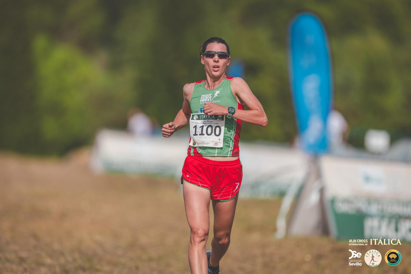 Búscate en las fotos del Cross de Itálica 2025 | 1