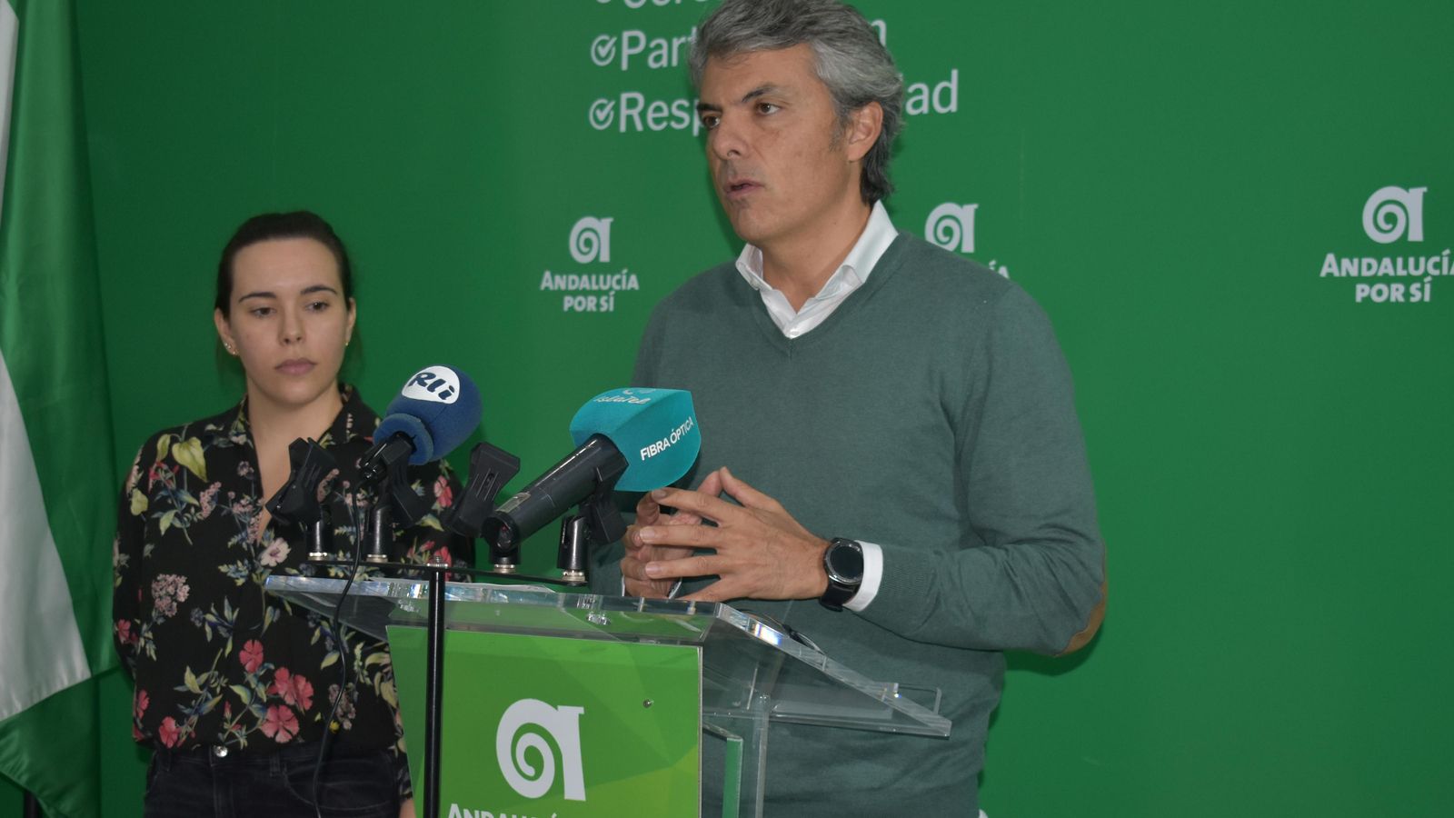 Los concejales de AxSí Fran Romero y Marta Vidal. Los concejales de AxSí Fran Romero y Marta Vidal.