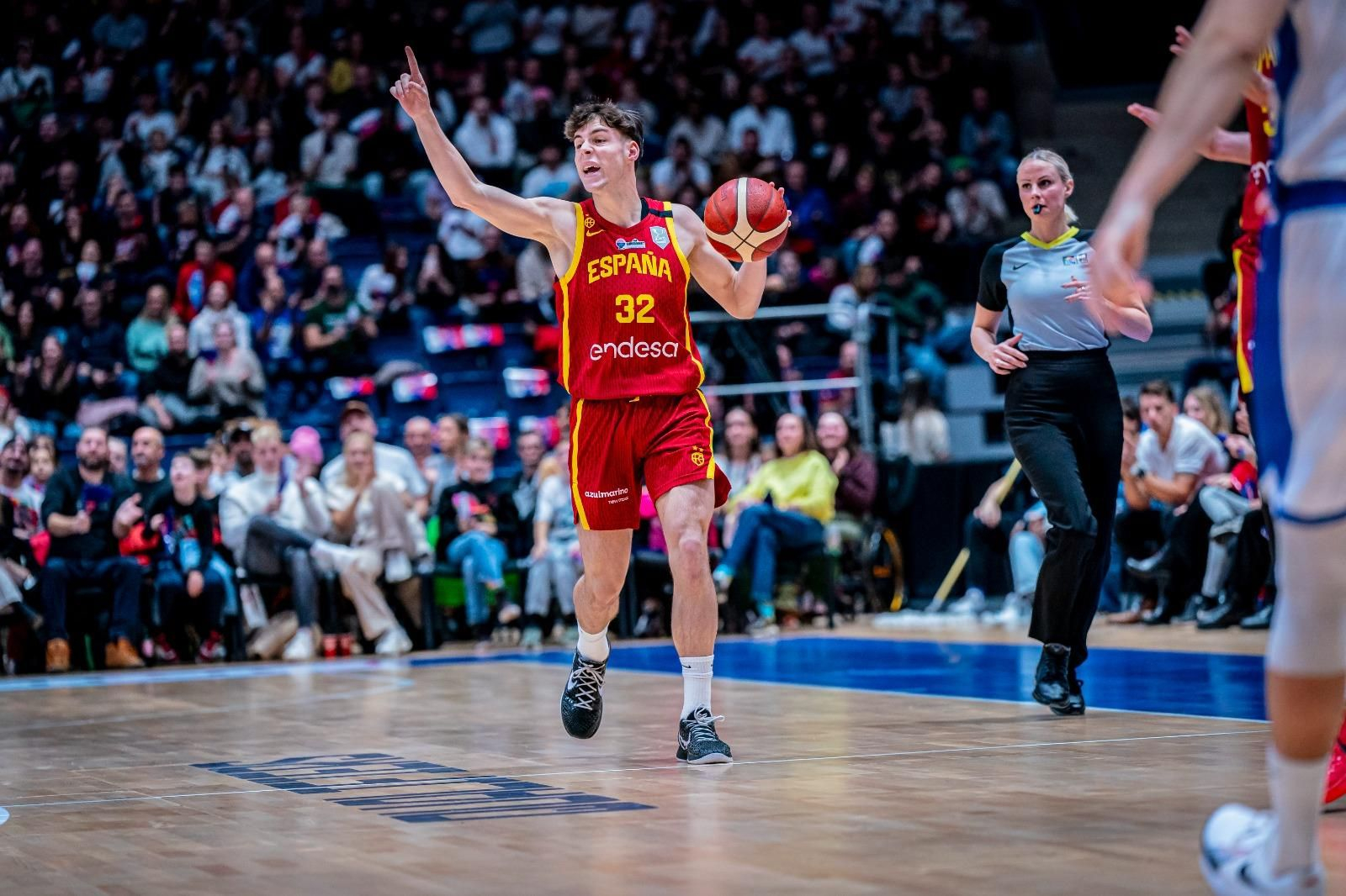 Milagro de España en la locura de Eslovaquia con buena participación de los cajistas