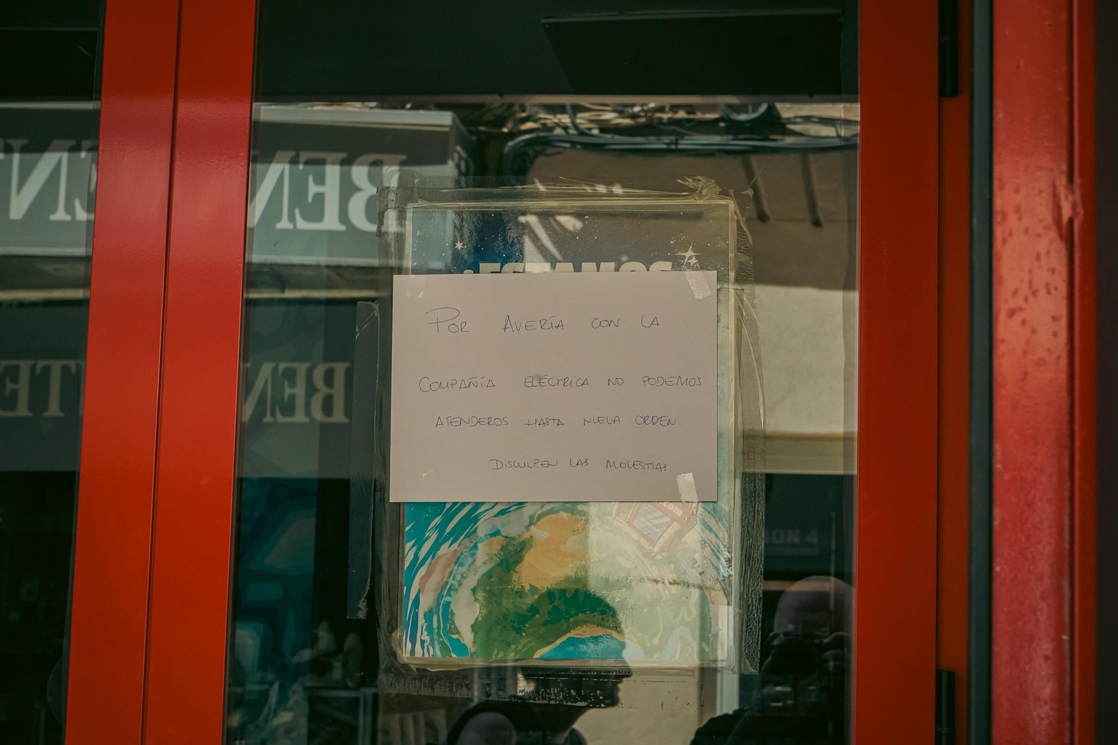 Así se vivió el apagón en las calles de Huelva, en imágenes