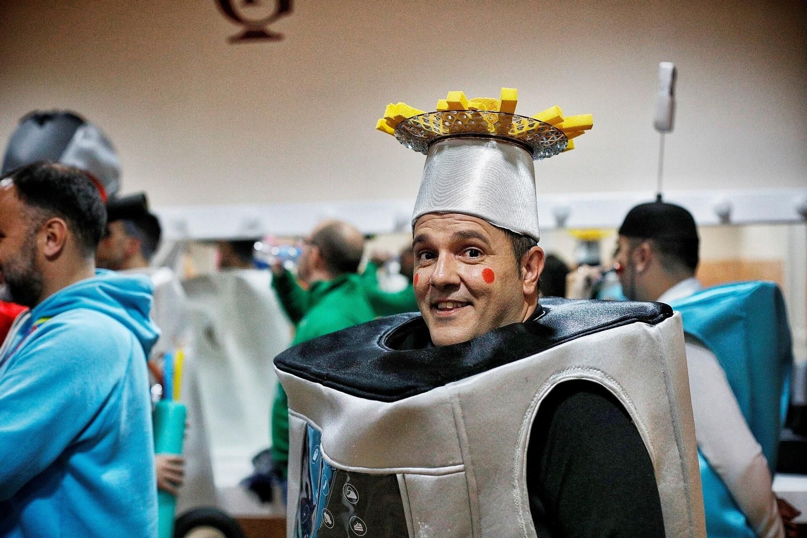 Chirigota 'El planeta de los litios' en camerinos