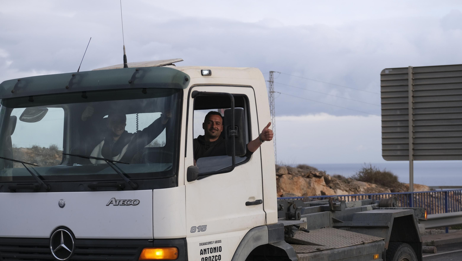 Fotogalería de la protesta de los camioneros de Almería