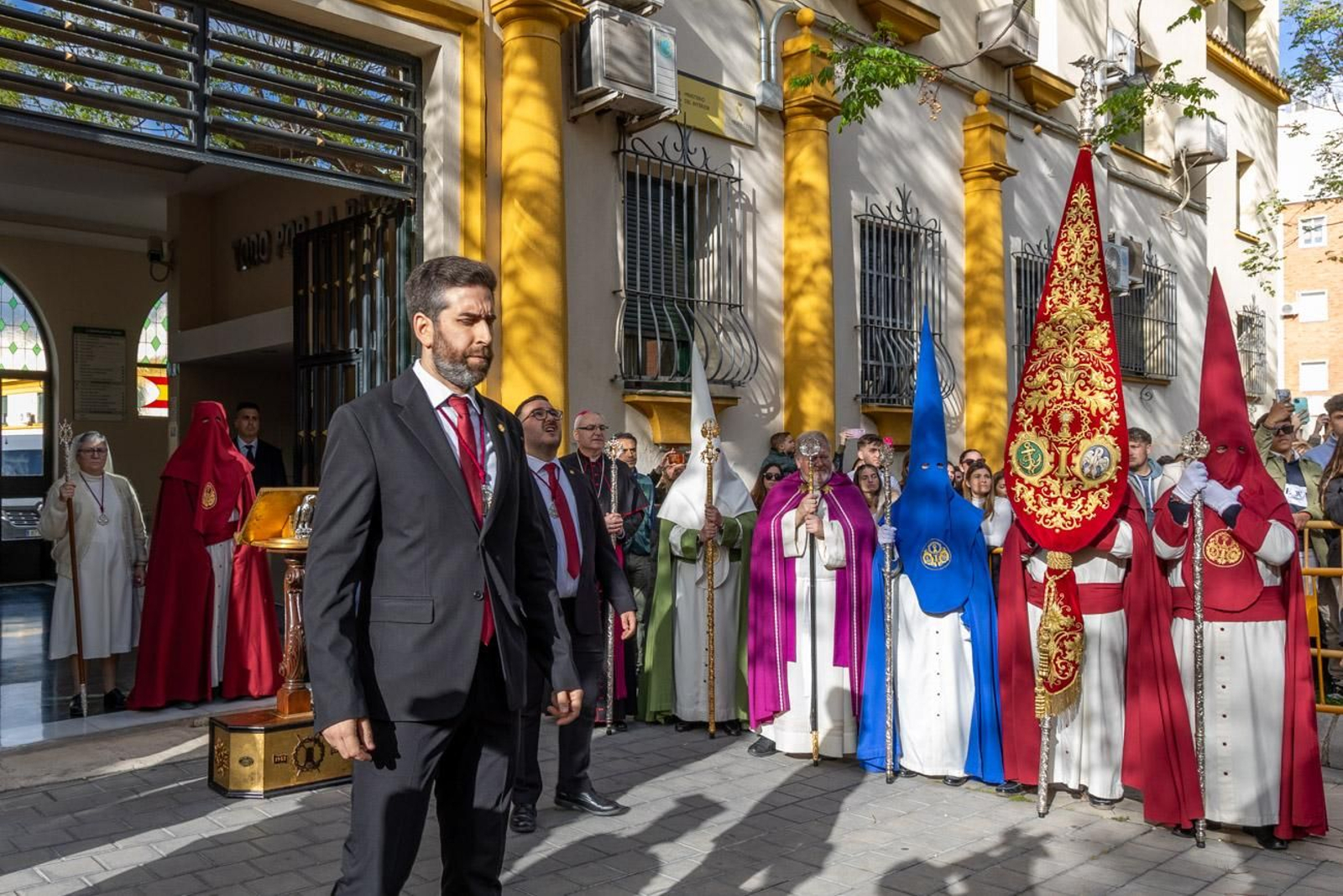 Los jiennenses se entregan a una tarde de Amor, Perdón y Esperanza.